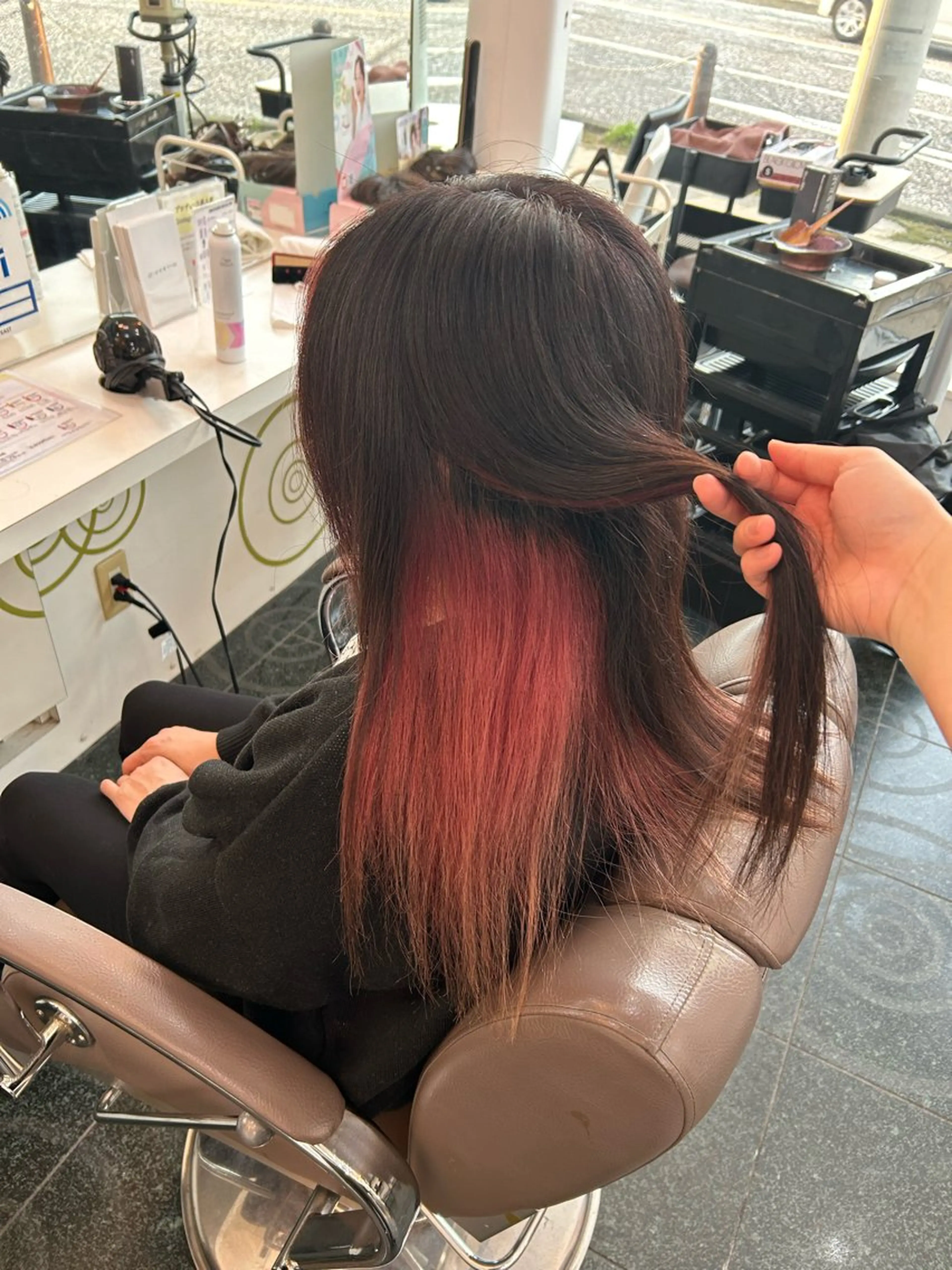 カラー 髪質改善⭐️縮毛 🫧内藤紅葉のヘアスタイル