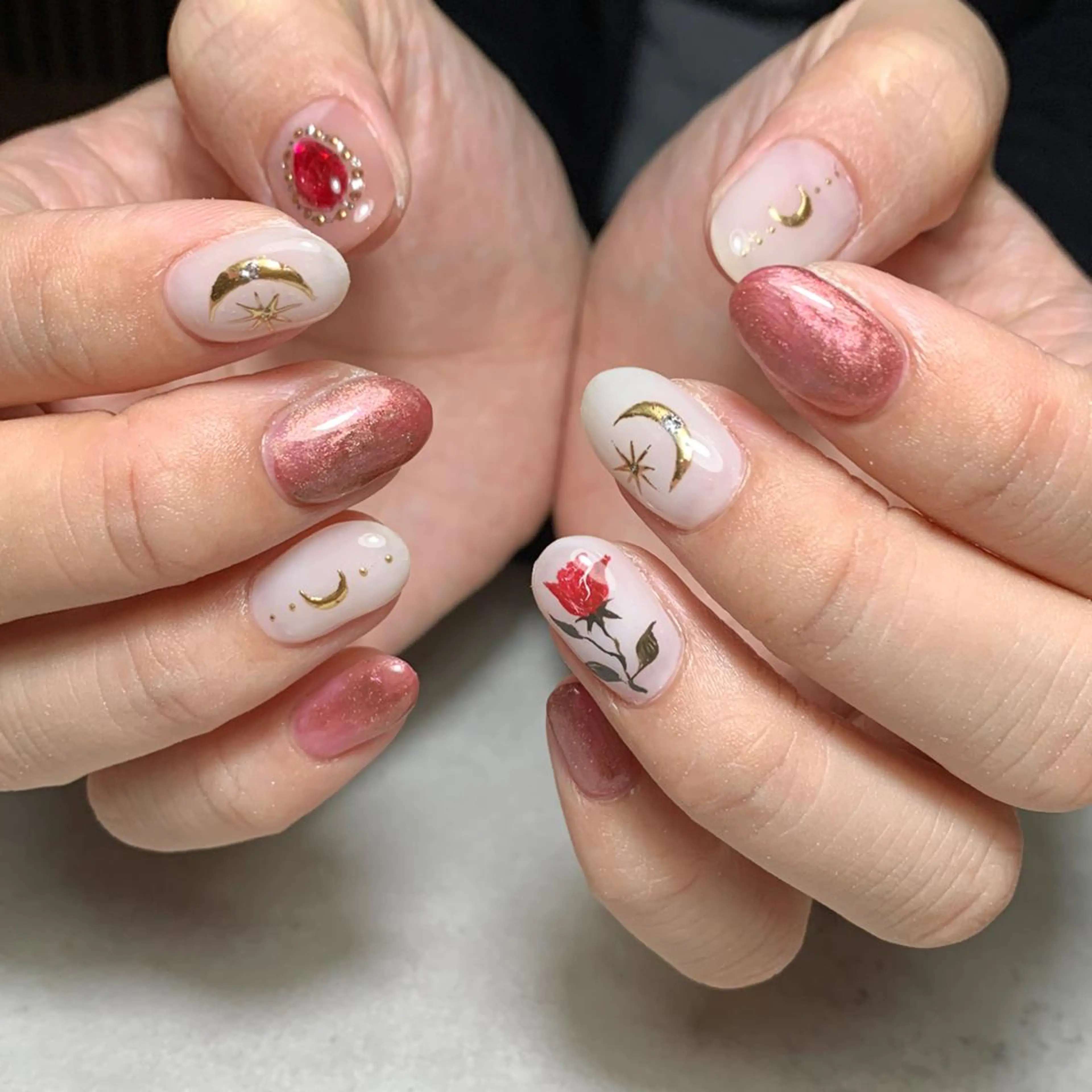 ネイル atelier　FIORITURA所属・FIORITURA aiのネイルデザイン