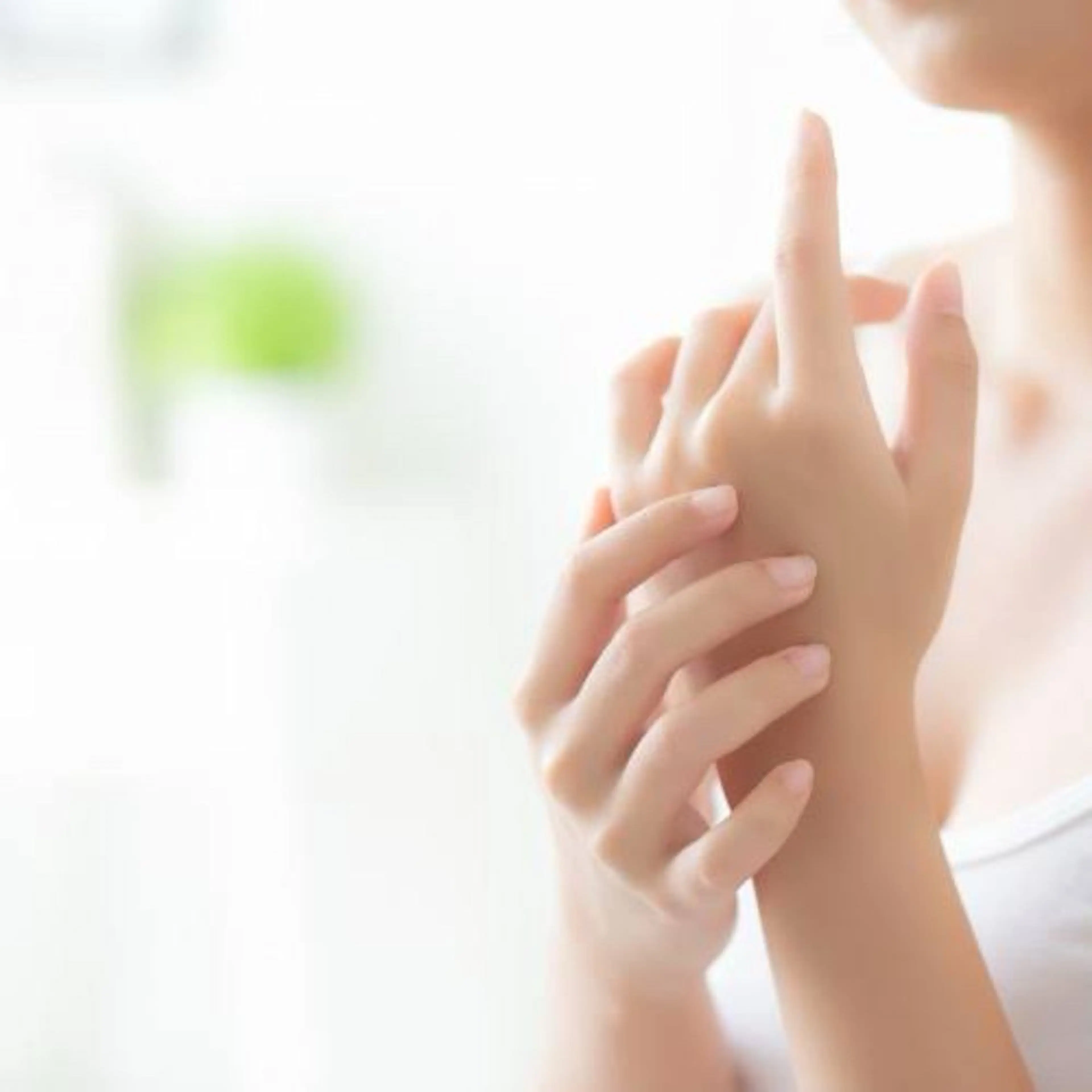 ネイル ＿WHITE+南海難波店所属・_WHITE+ 南海難波店のネイルデザイン