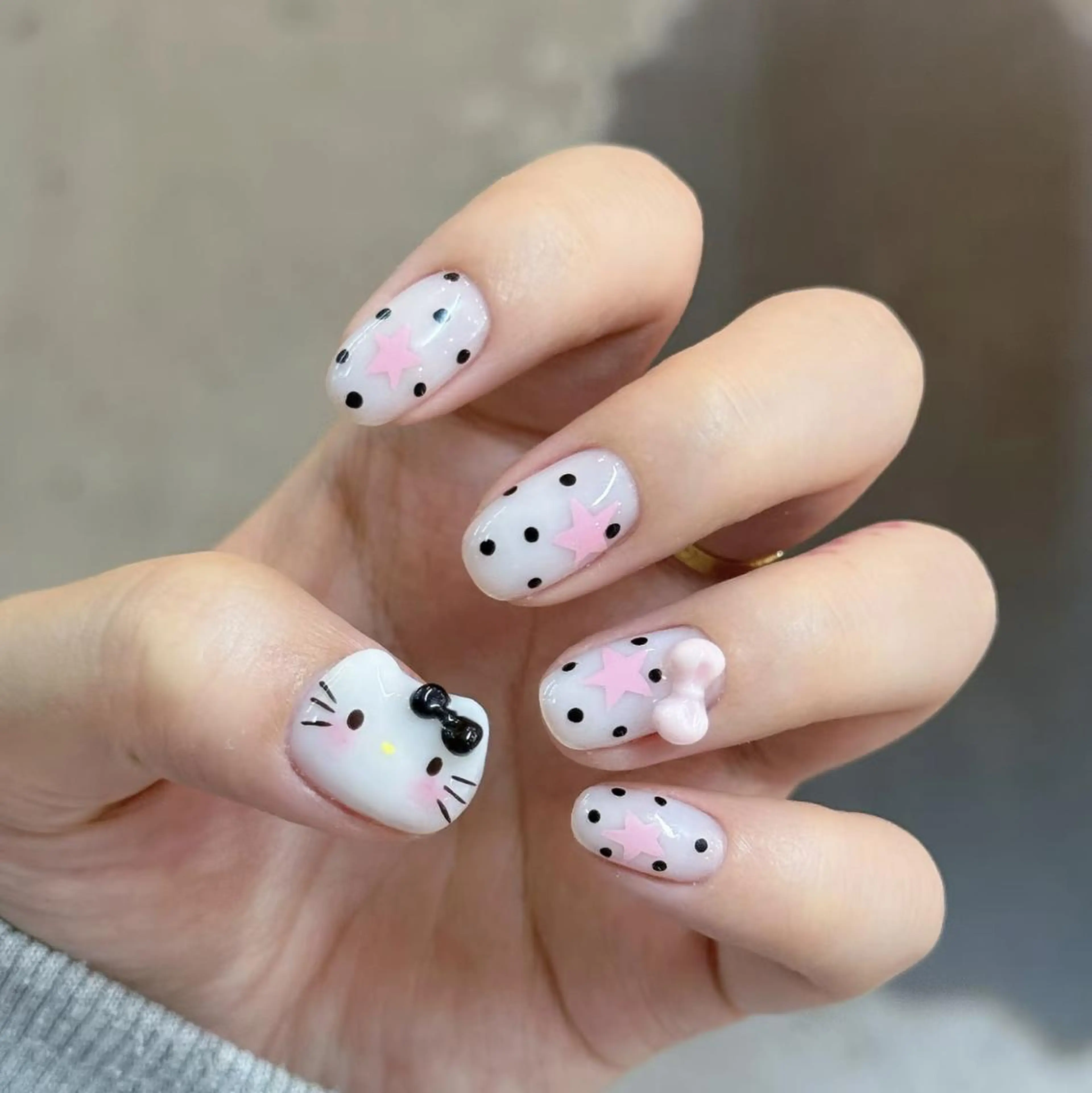 ネイル ハンドネイル 🎀 Ayaka_nailのネイルデザイン