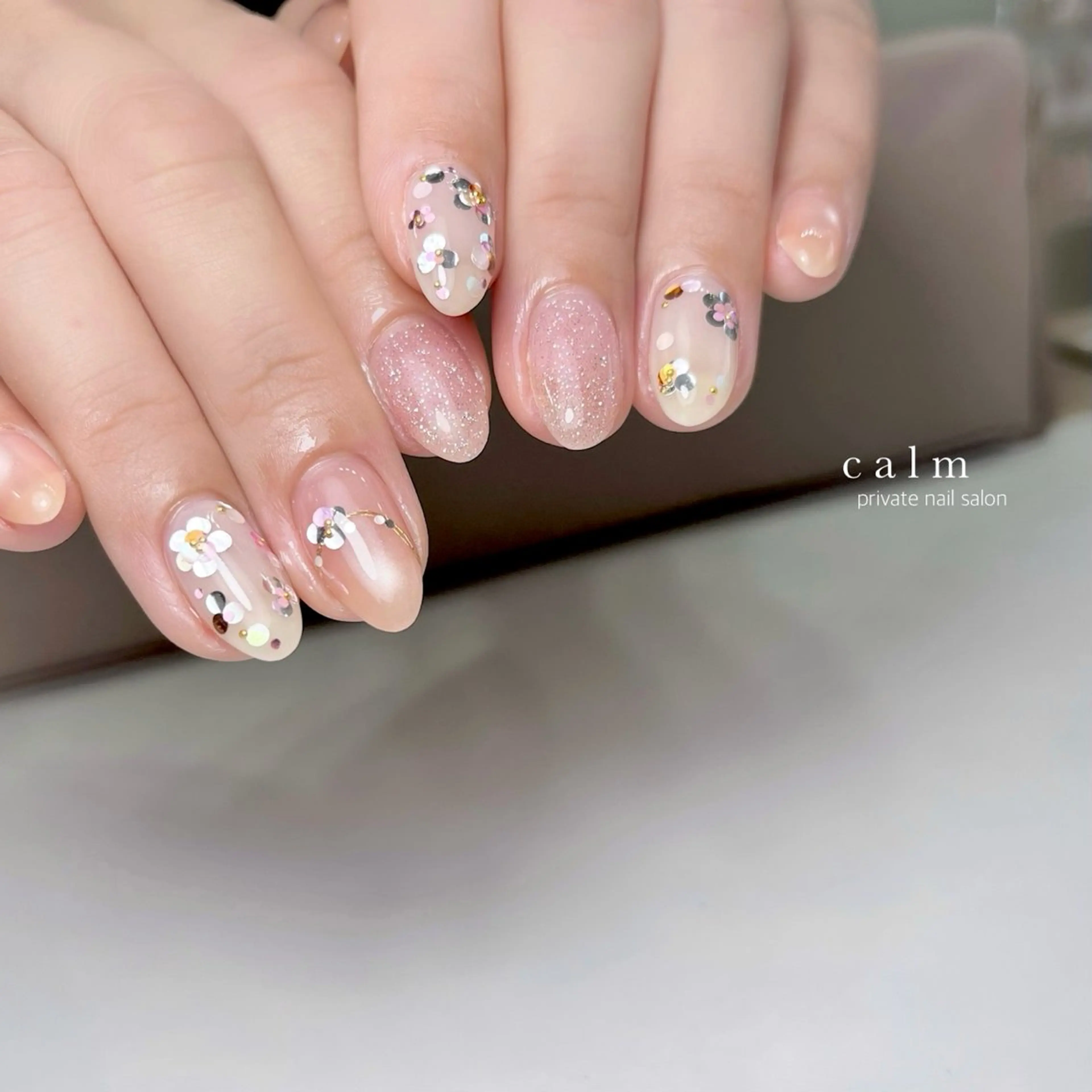 ネイル ハンドネイル calm 〔ｶｰﾑ〕のネイルデザイン