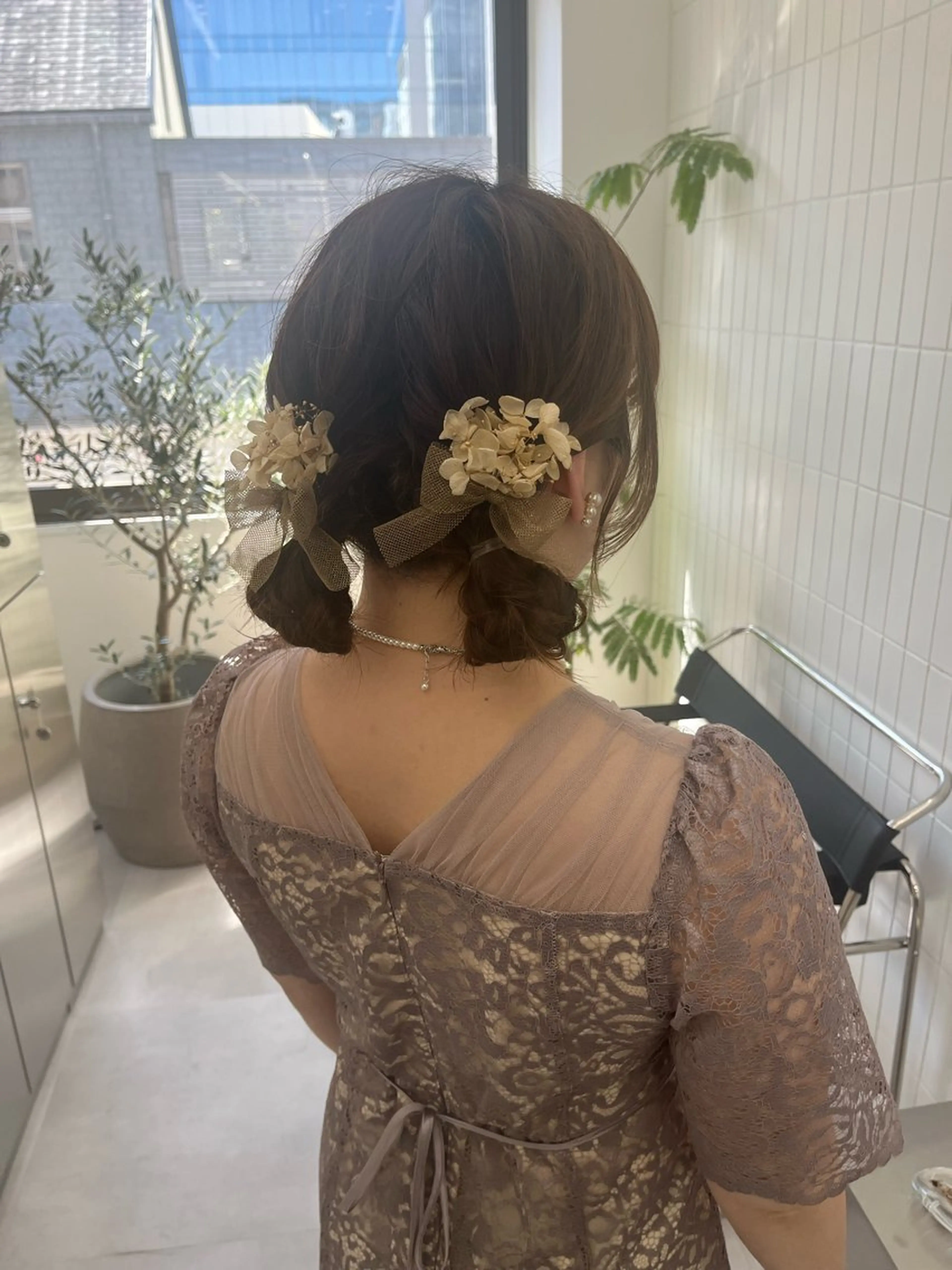 ヘアアレンジ 結婚式・ブライダル ヘアセット 髪質改善縮毛矯正/暖 色カラー/ウエダカナのヘアスタイル