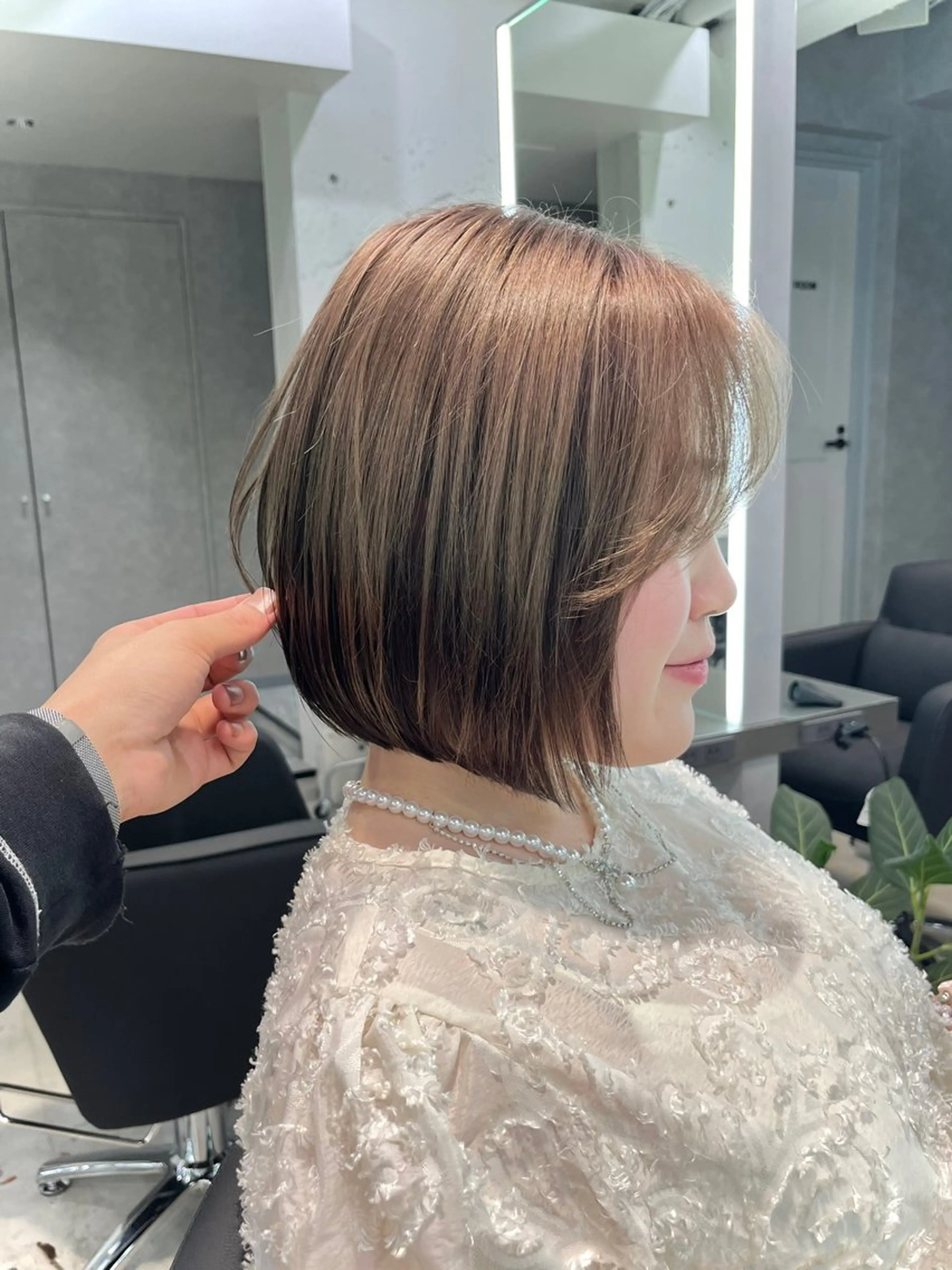 ミディアム カラー デザインカラー ハイトーンカラー ボブ 韓国風ヘア カット ヘアカラー トリートメント 韓国ボブ☆メンズ カットYUTOのヘアスタイル