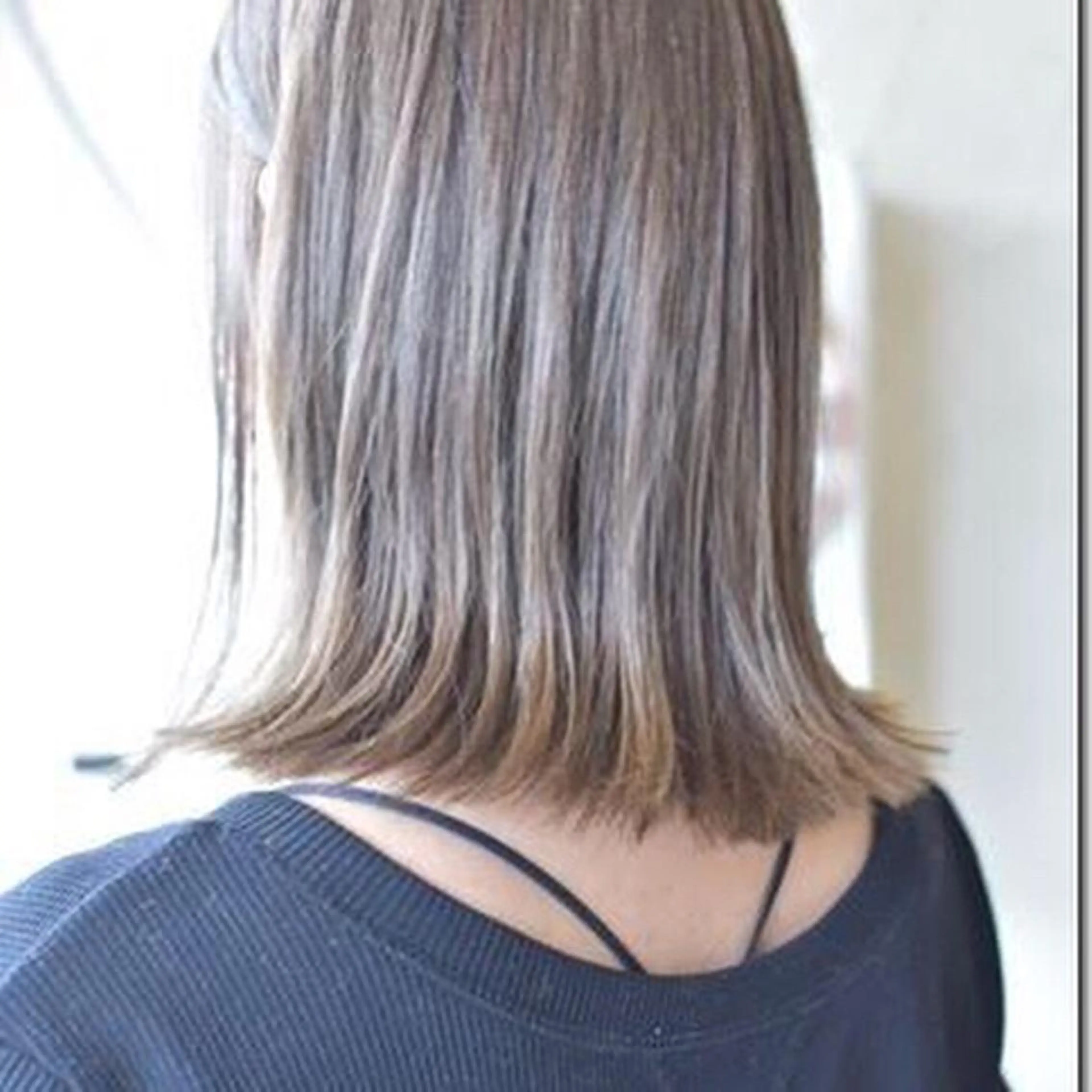 ミディアム カラー Ichimura yurieのヘアスタイル