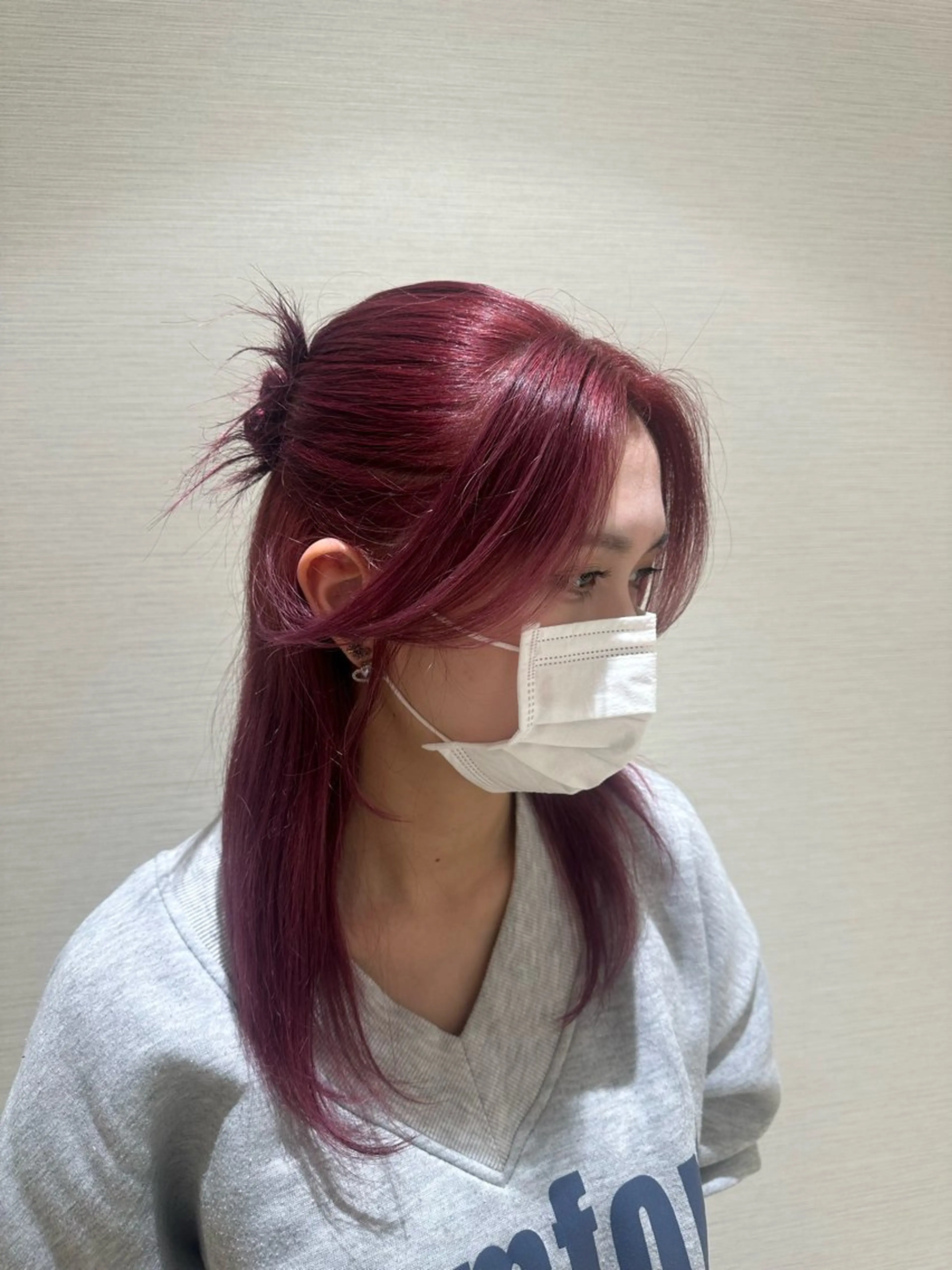 ロング カラー ヘアアレンジ タイトボブ個性派カラ ーAKANEのヘアスタイル