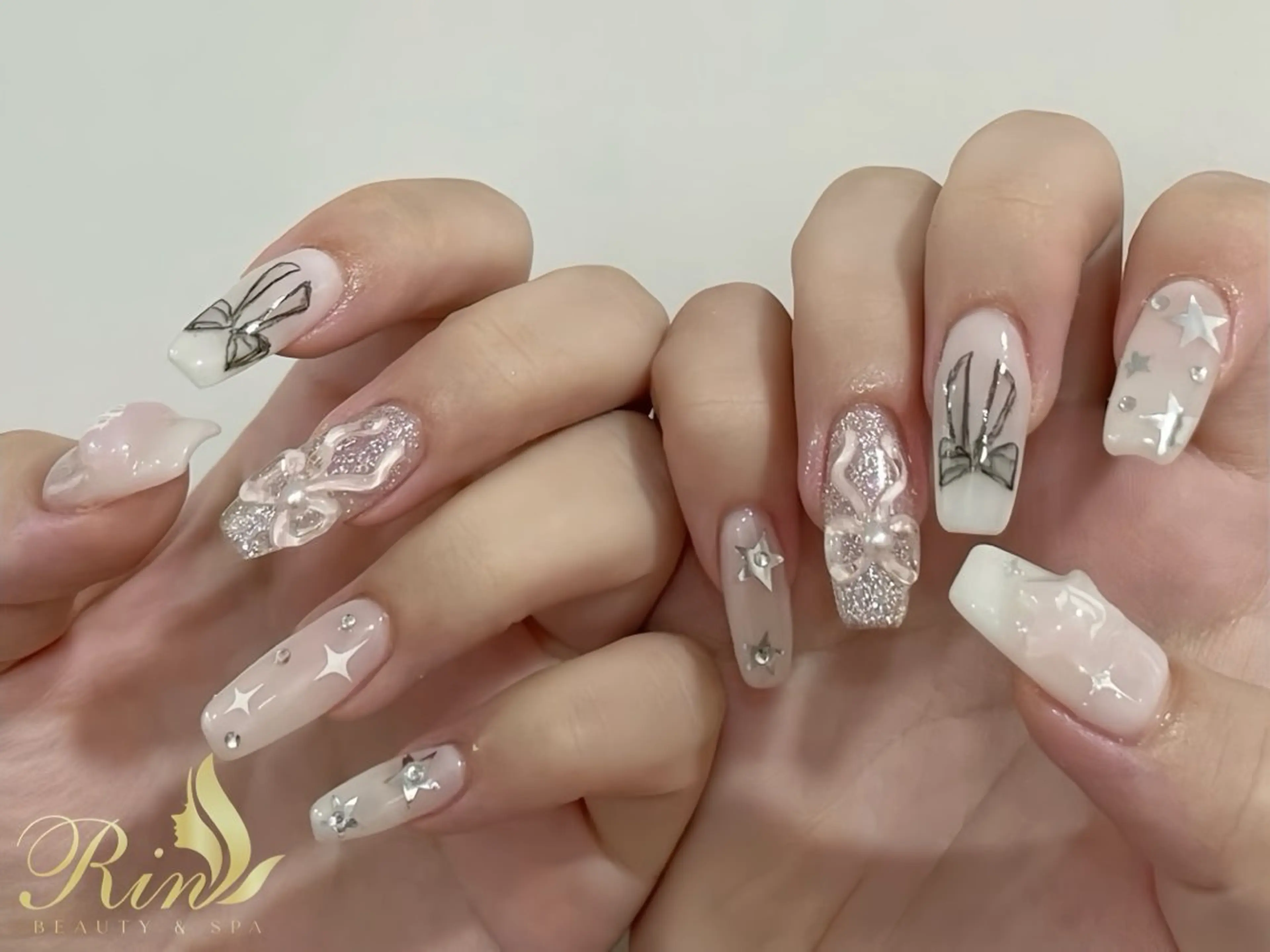 ネイル アートネイル フレンチネイル ジェルネイル 韓国ネイル ミラーネイル Rin Nail 新大久保店のネイルデザイン