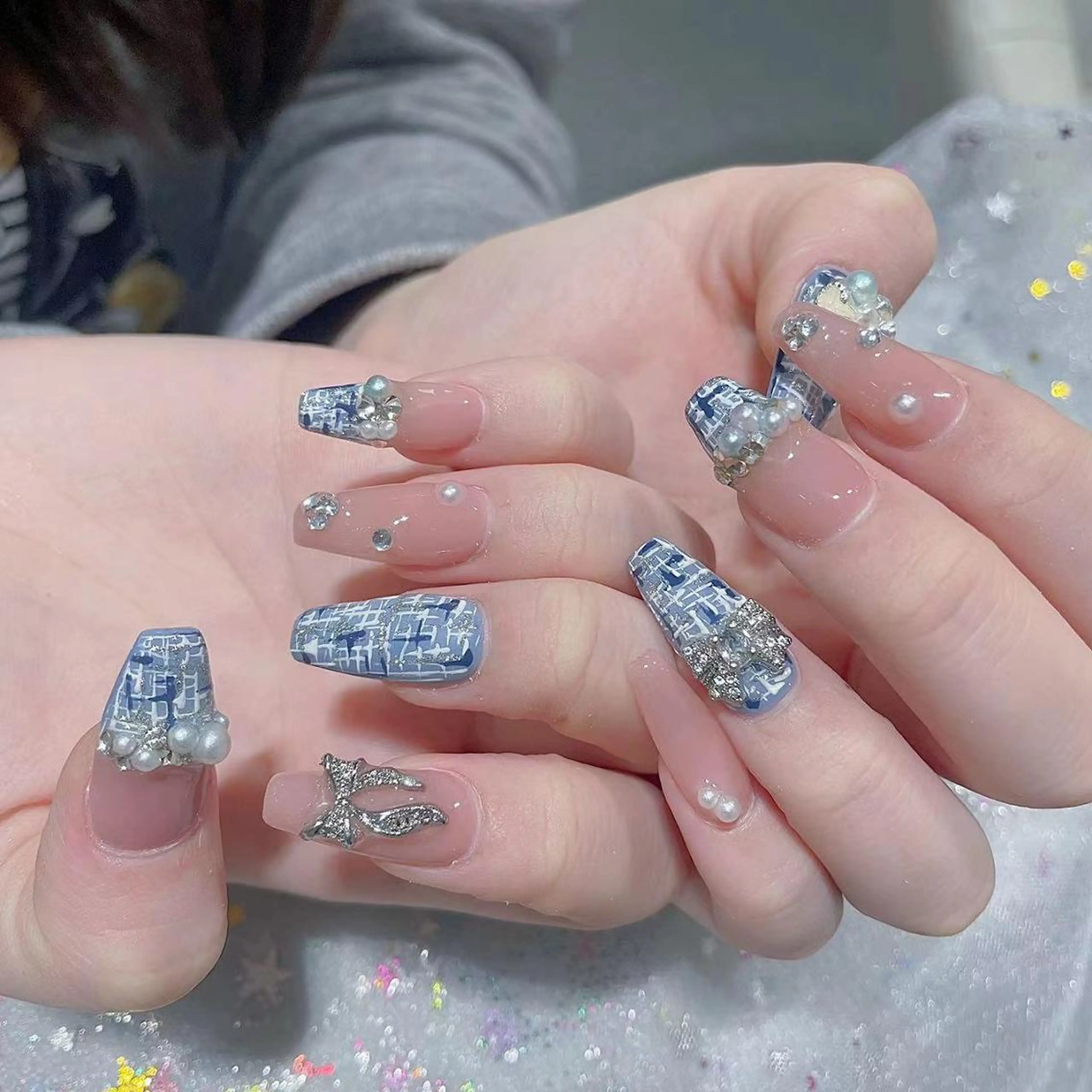 ネイル アートネイル 長さ出し ネイルチップ 💗キラネイル💗 モチ最高のネイルデザイン