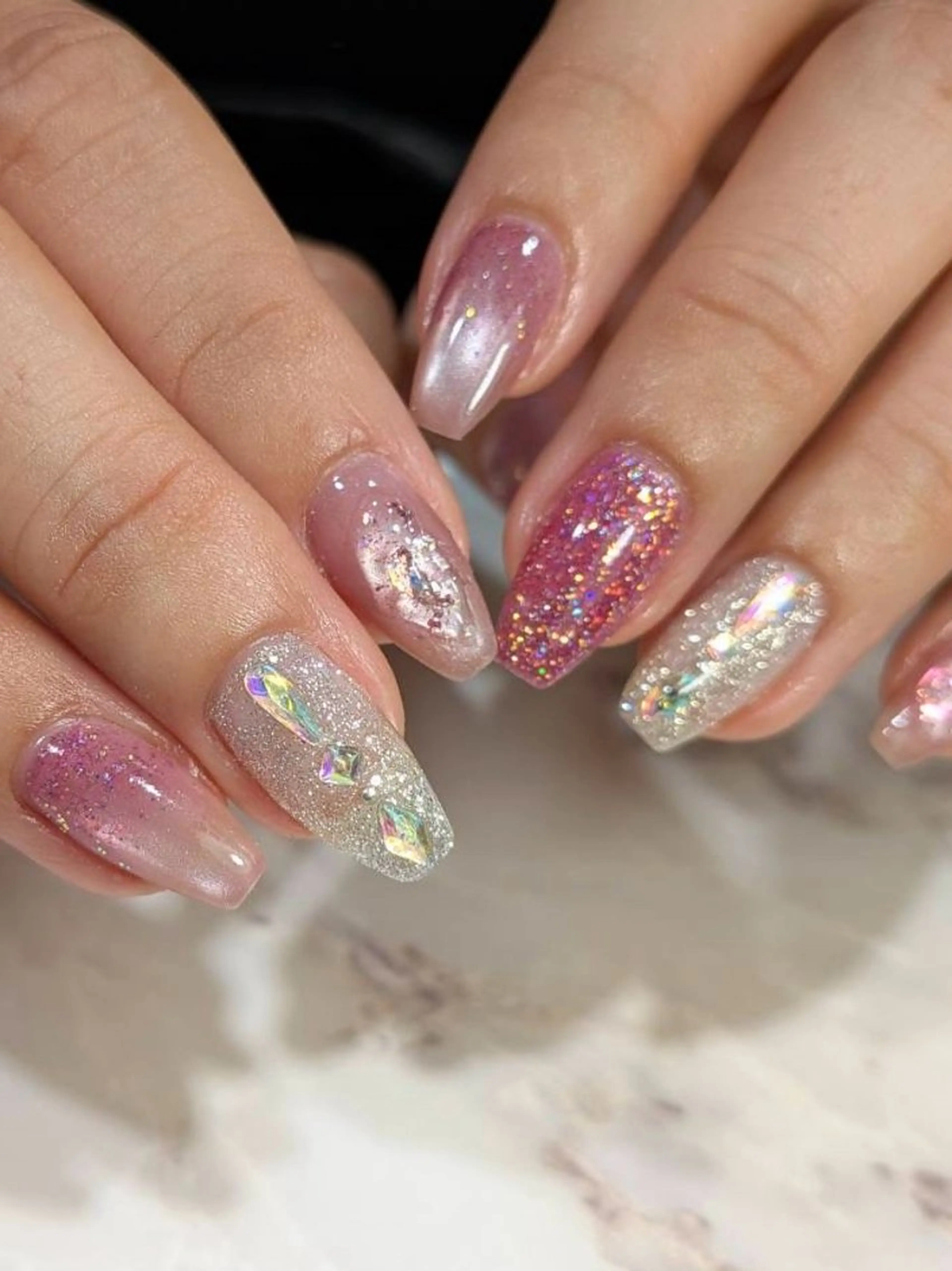 ネイル キラキラネイル ピンク Rubancheri Hair&Nail所属・Rubancheri hair＆nailのネイルデザイン