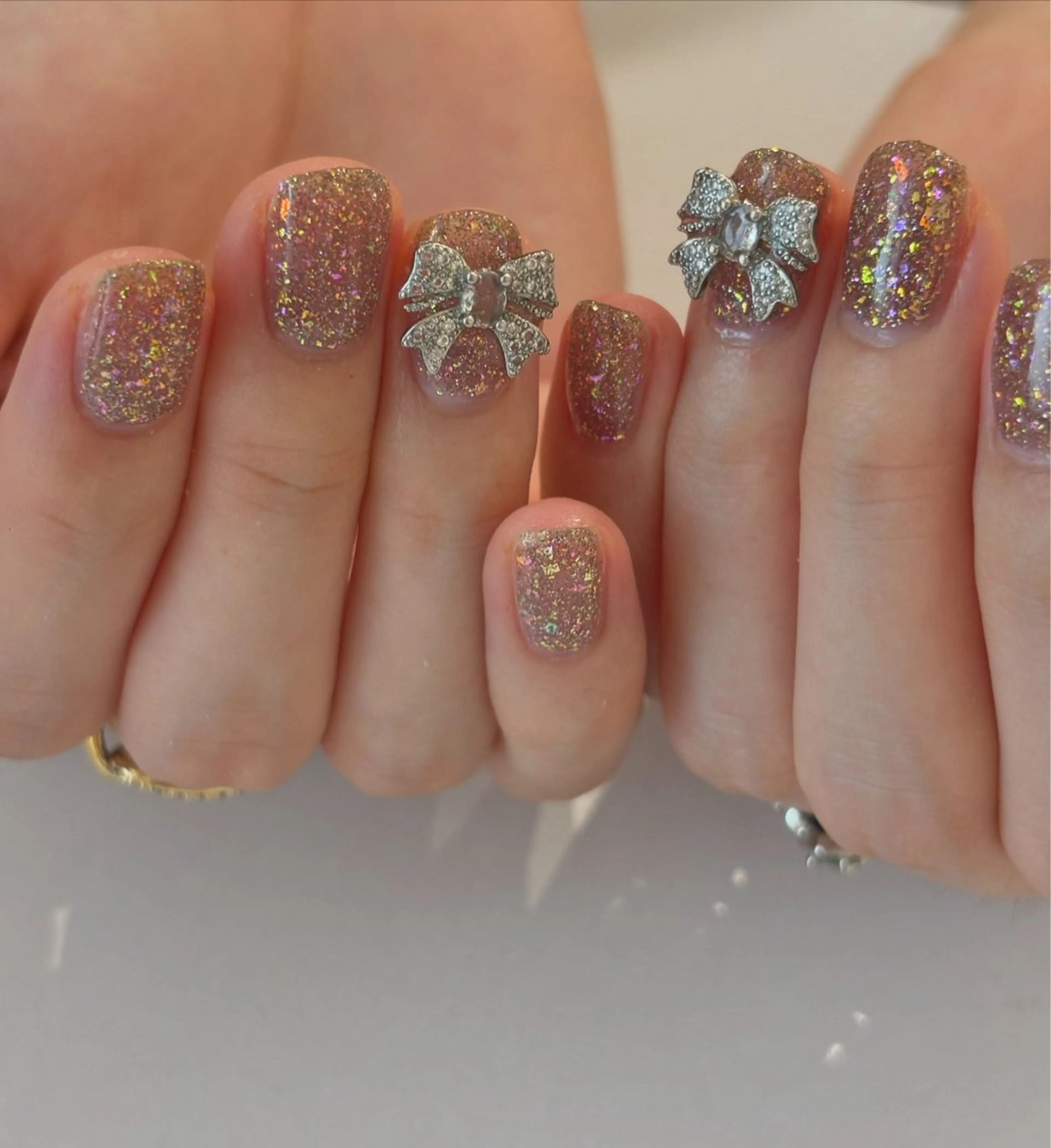 ネイル リボン ハンドネイル Ann. nail.tokyo所属・Ann nailのネイルデザイン