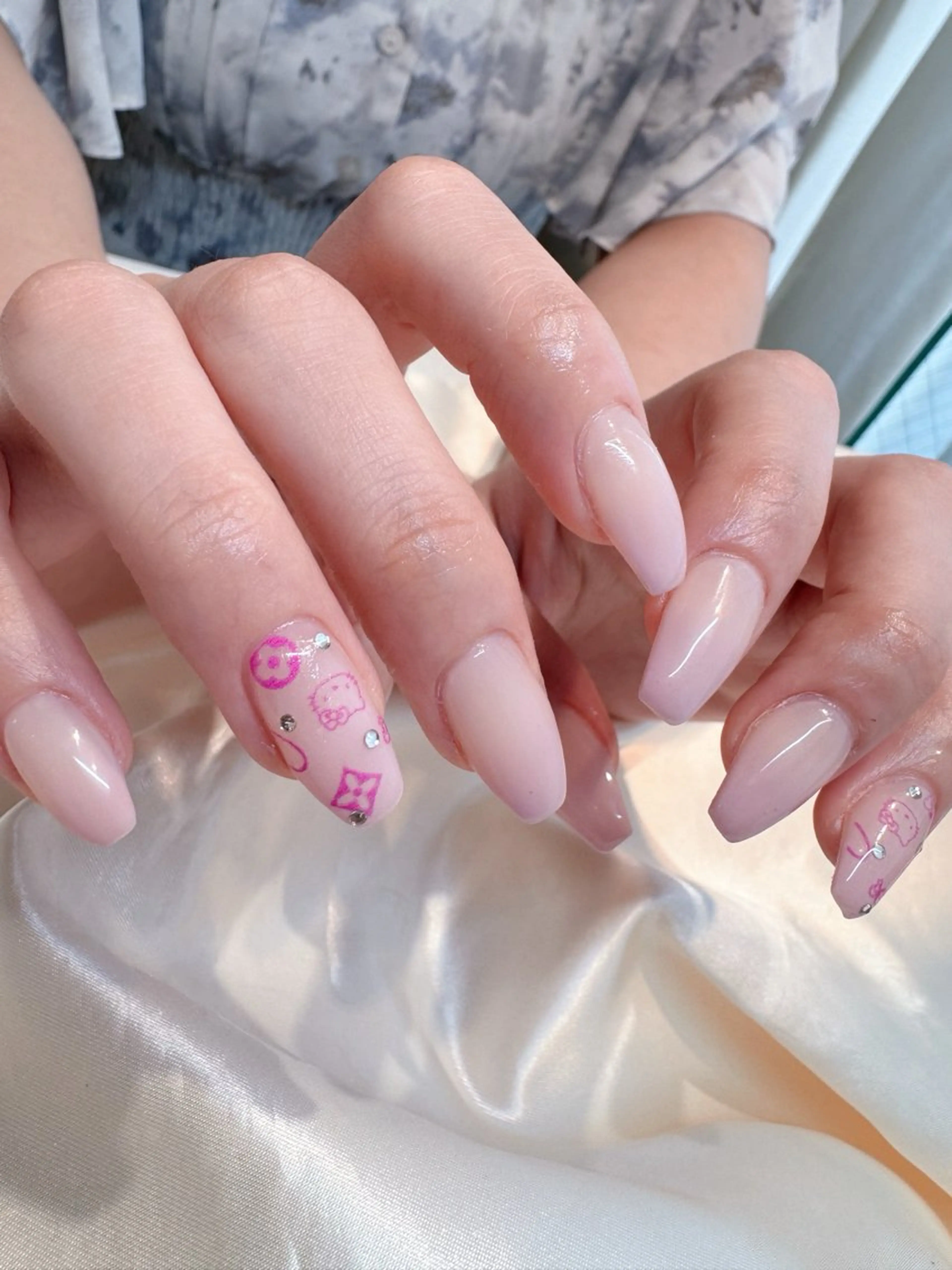 ネイル ハンドネイル 𝐘𝐔𝐊𝐈 💖のネイルデザイン