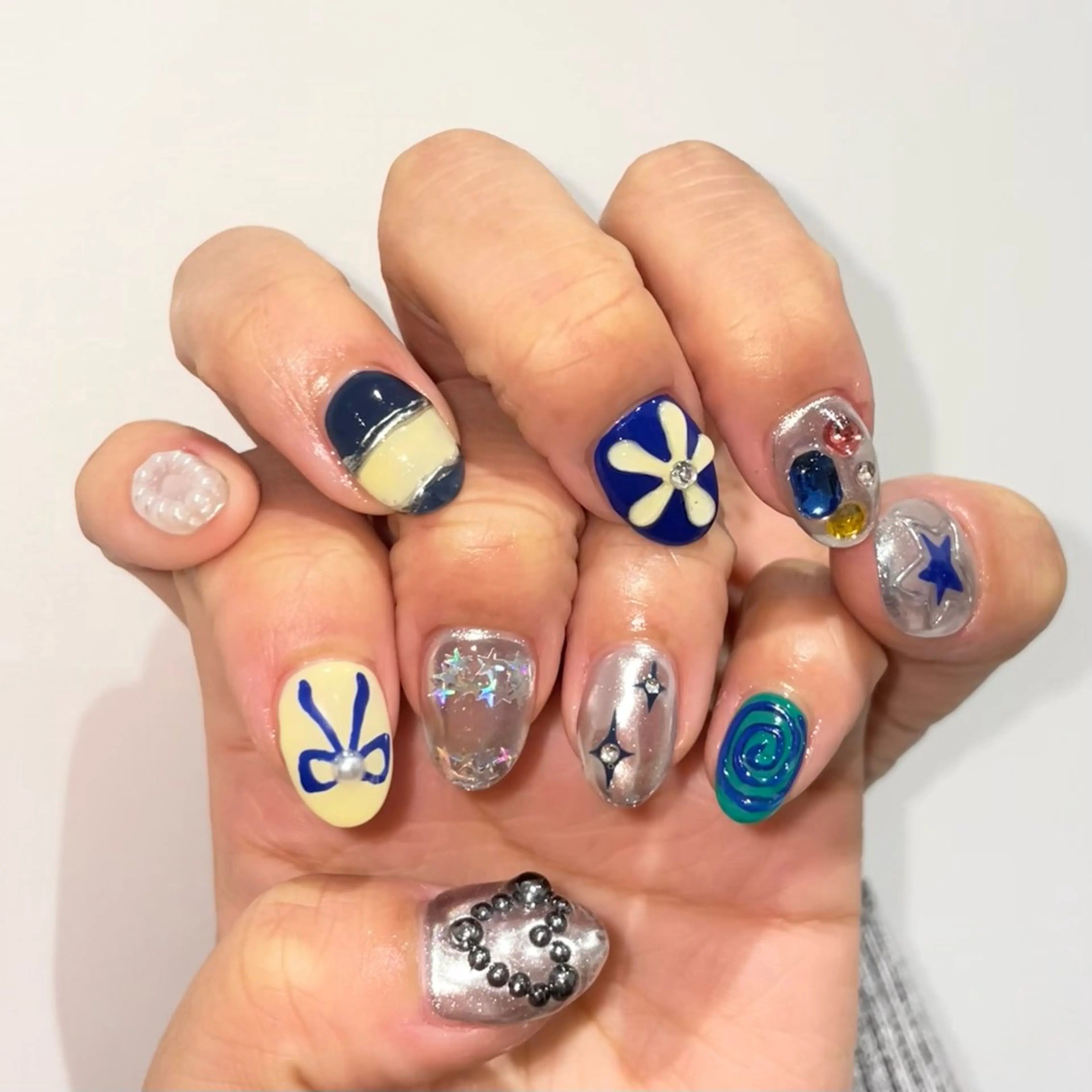 ネイル アートネイル ハンドネイル . hinakoのネイルデザイン