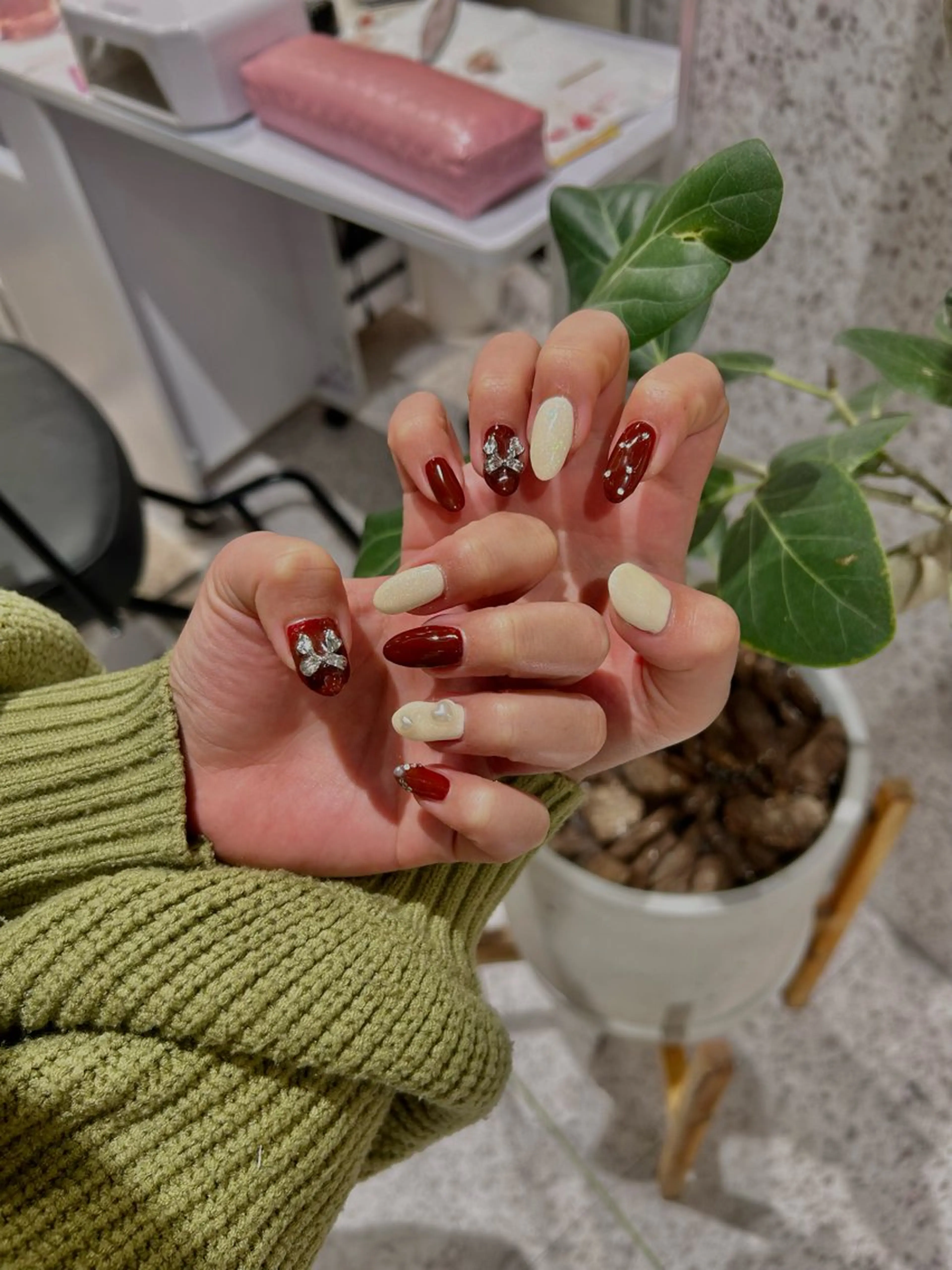 ネイル 成人式 長さ出し 韓国ネイル ショートネイル ♡ハイトーン★ ネイル/しの♡のヘアスタイル