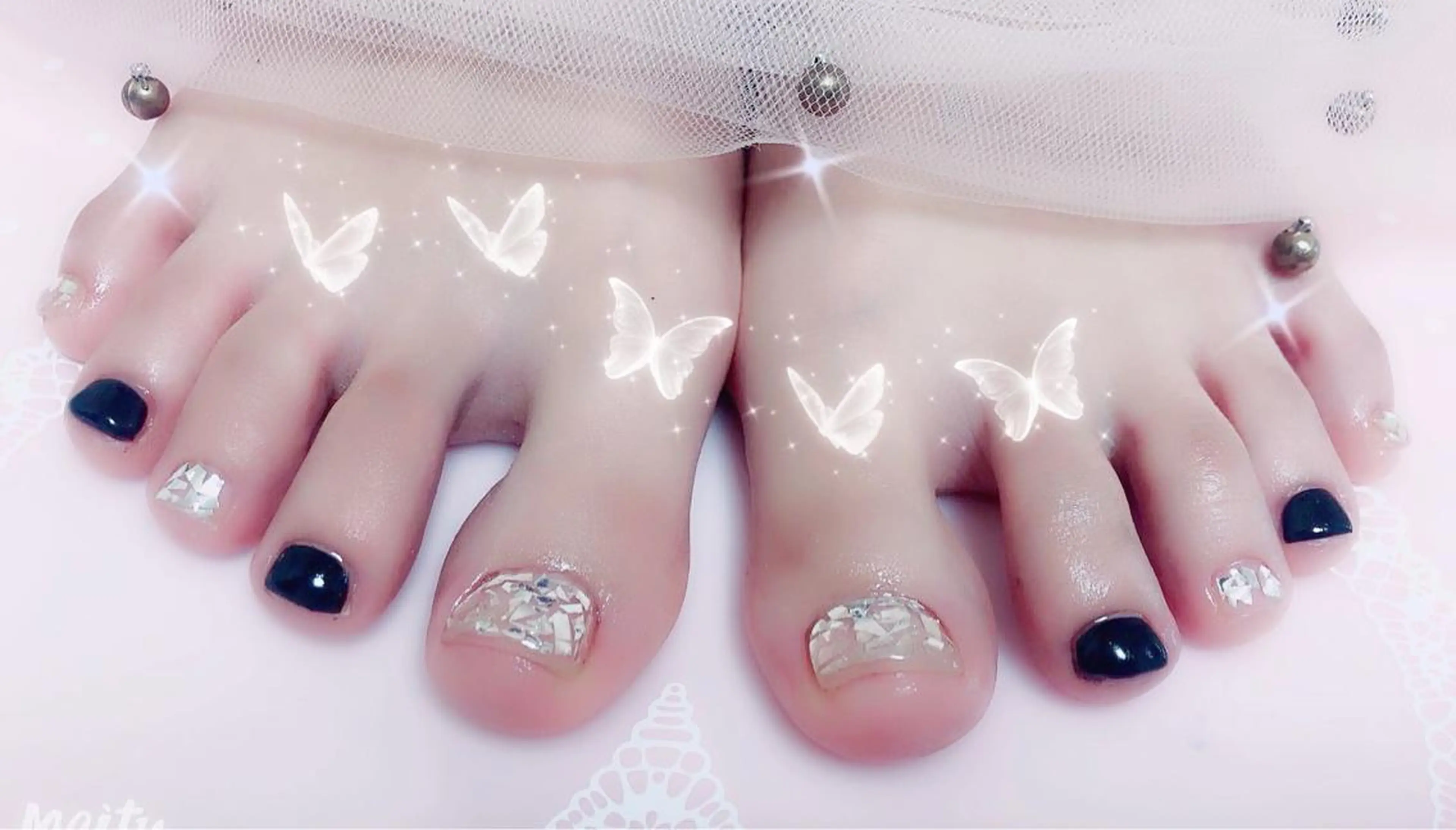 ネイル マジックミラー所属・マジック ミラーのネイルデザイン