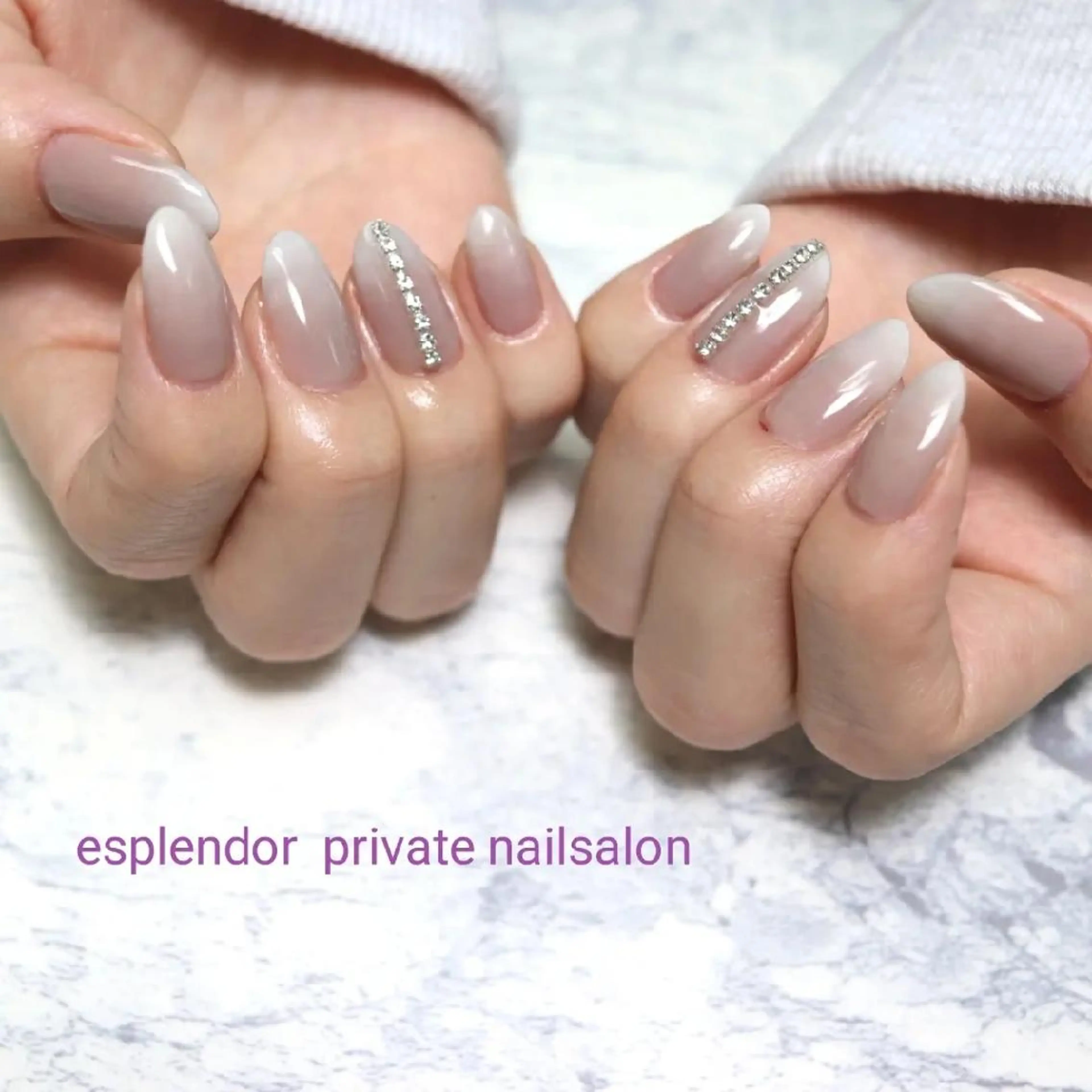 ネイル グラデーション esplendor  エスプレンドル所属・esplendor  エスプレンドルのネイルデザイン