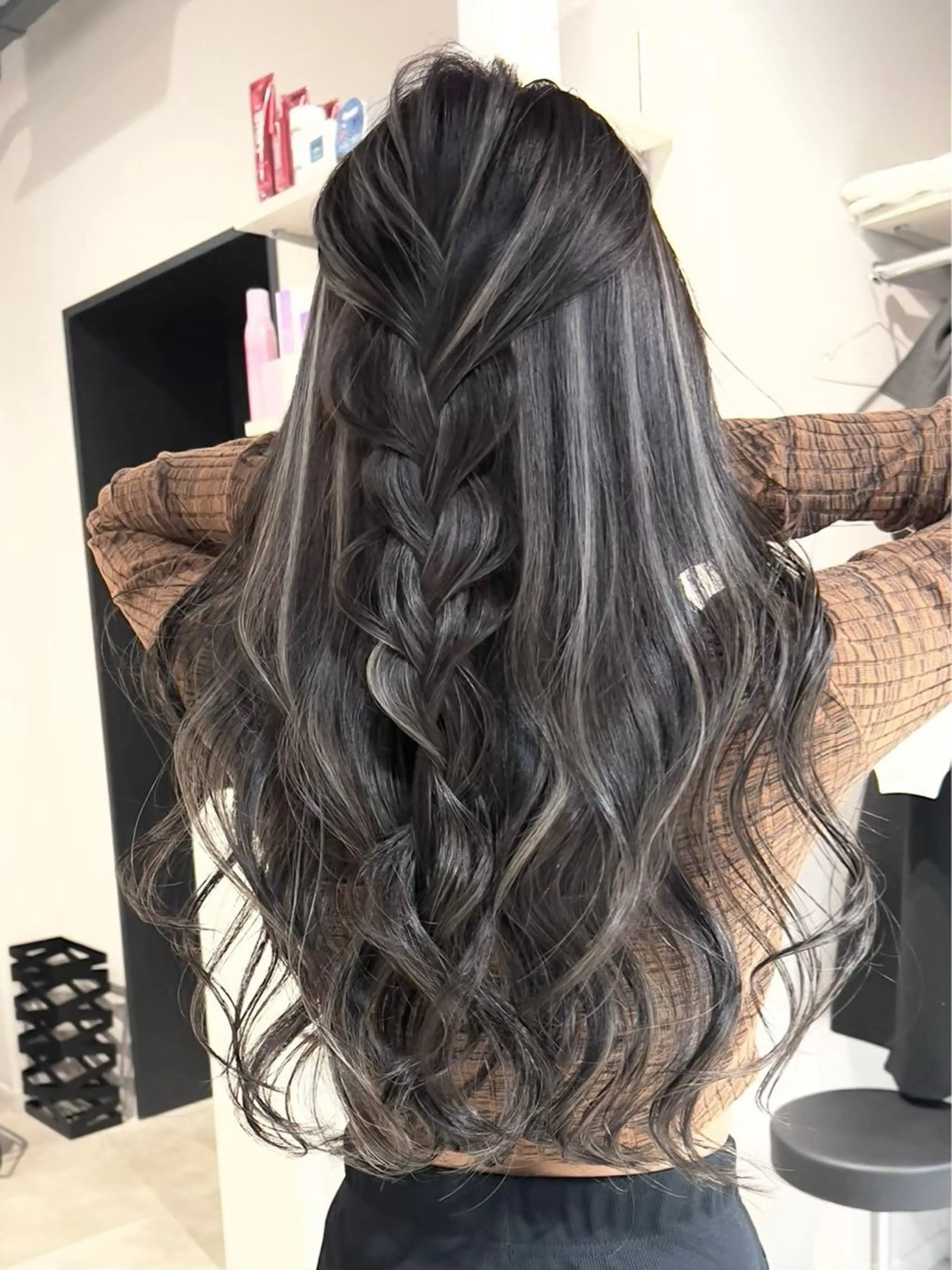 ロング カラー ハイライトカラー 外国人風カラー ハイライト 透明感カラー/レイヤ ーhinata.のヘアスタイル