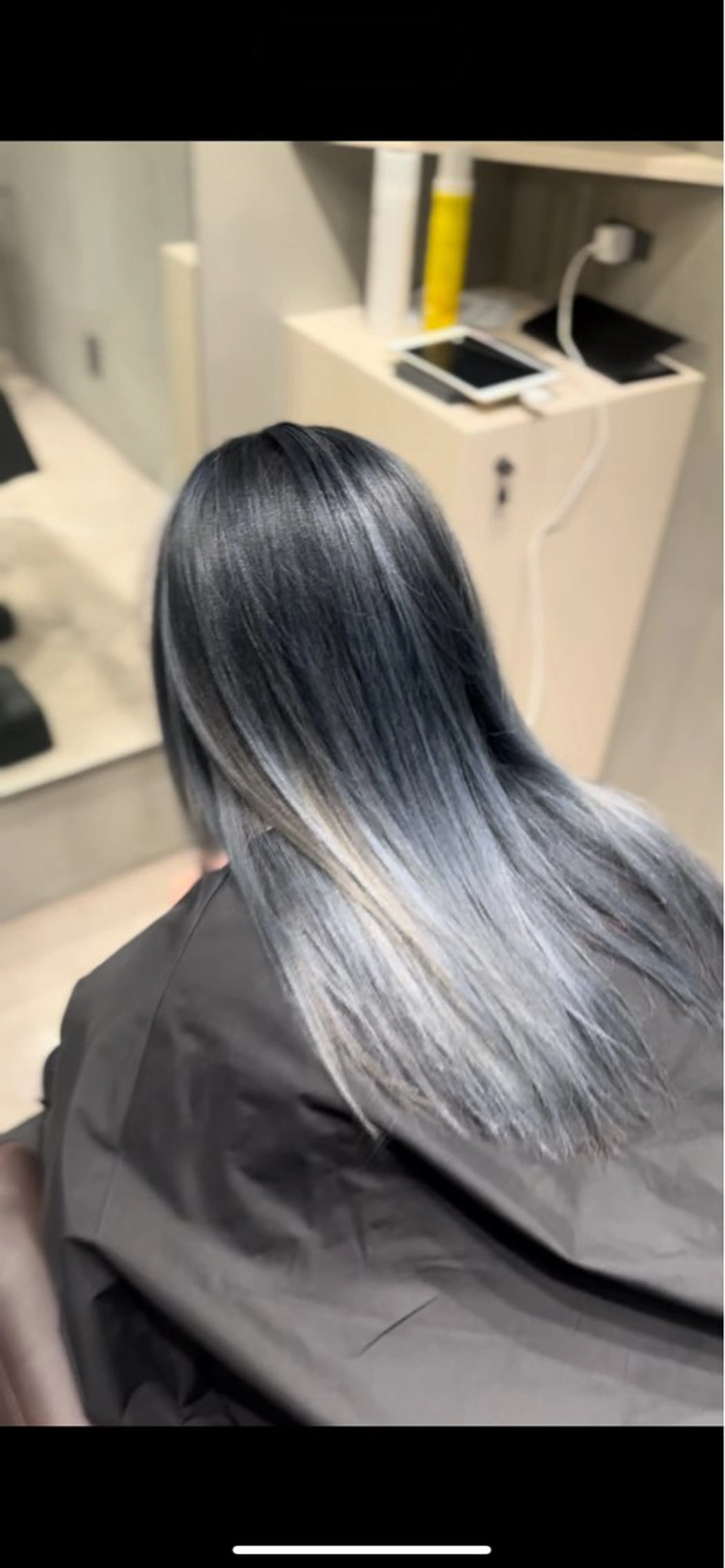 ロング カラー シルバー ヘアカラー メンズバレイヤージュ /町田木村悠月のヘアスタイル
