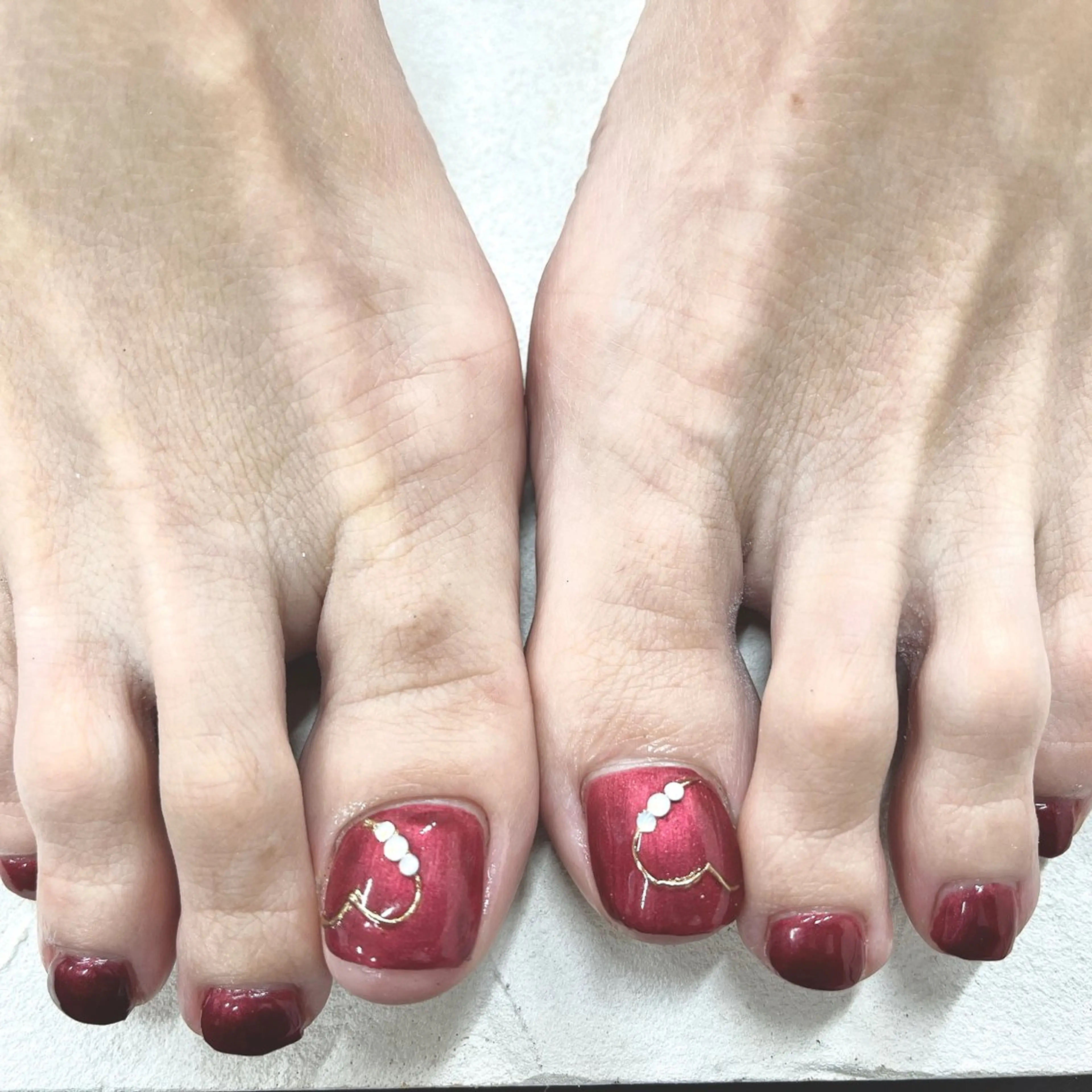 ネイル アートネイル フットネイル フレンチネイル ジェルネイル グラデーション フットネイル Bianca市ヶ谷店 Aiuraのネイルデザイン