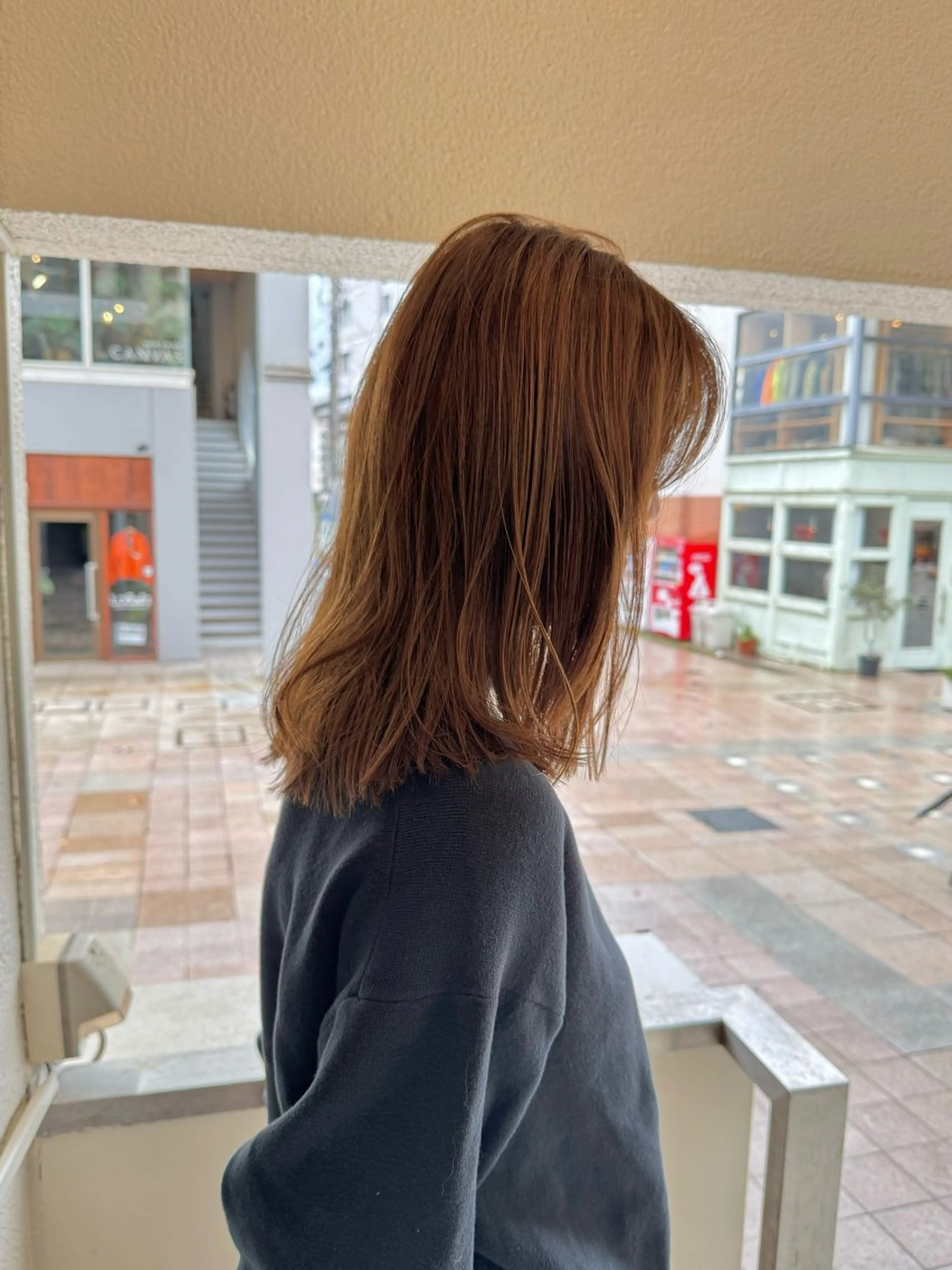 ミディアム カラー カット ヘアカラー トリートメント KOHNO/ブリーチ なし/透明感カラーのヘアスタイル