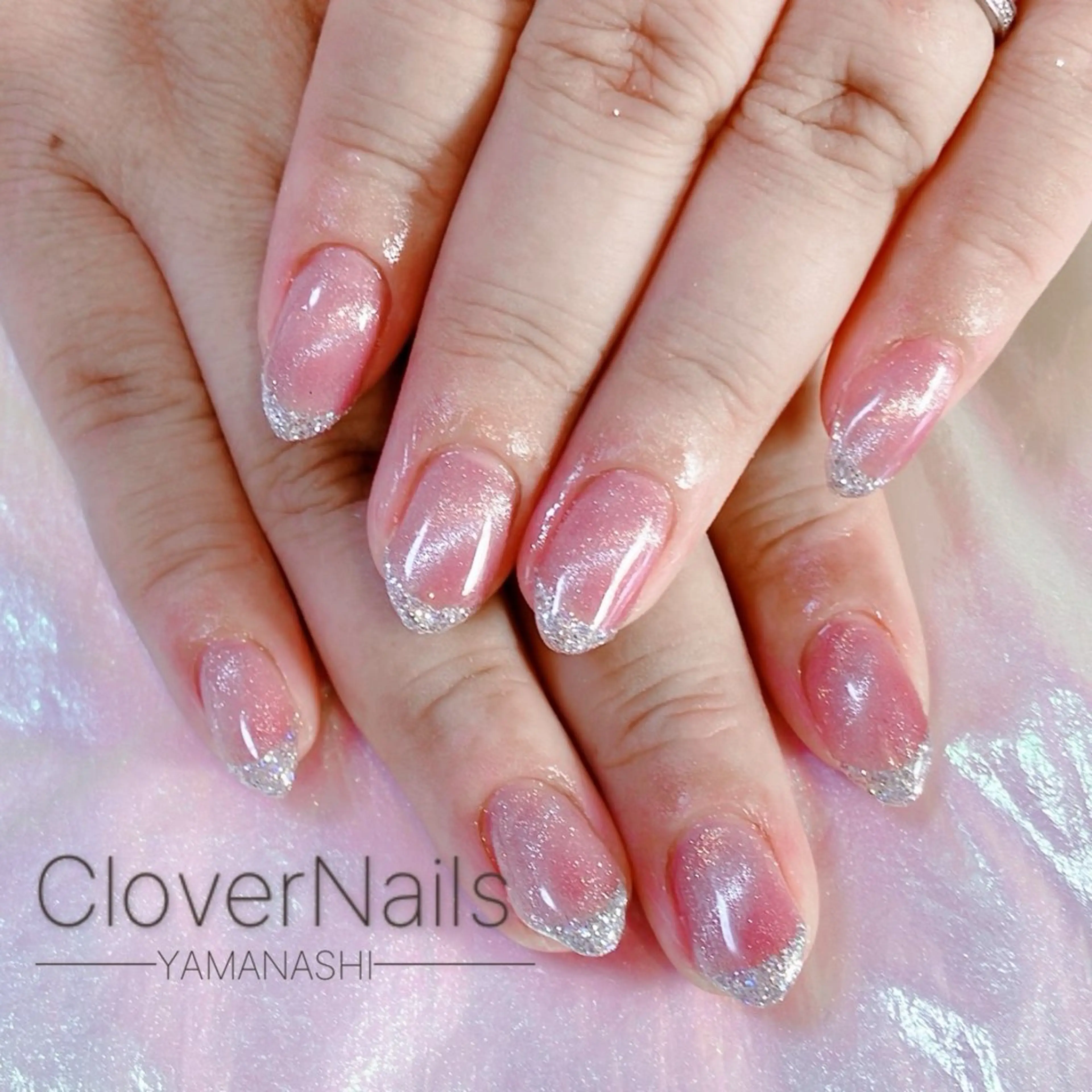 ネイル フレンチネイル ラメ(グリッター) マグネットネイル ピンク シンプルネイル ハンドネイル 自宅ネイルサロン クロバーネイルのネイルデザイン