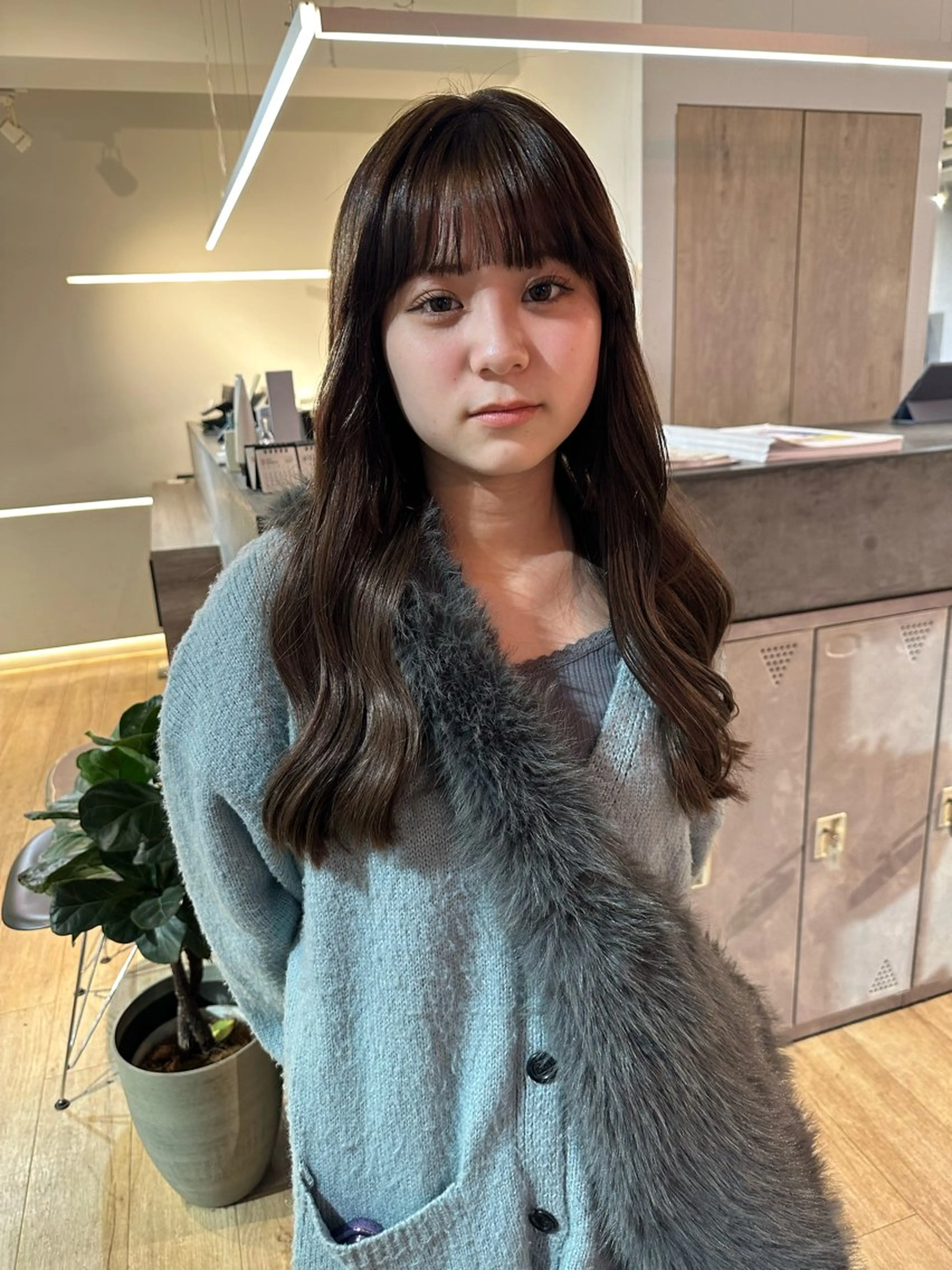 カット ヘアカラー エクステ 美髪・シールエクステ ホソタニリョウコのヘアスタイル