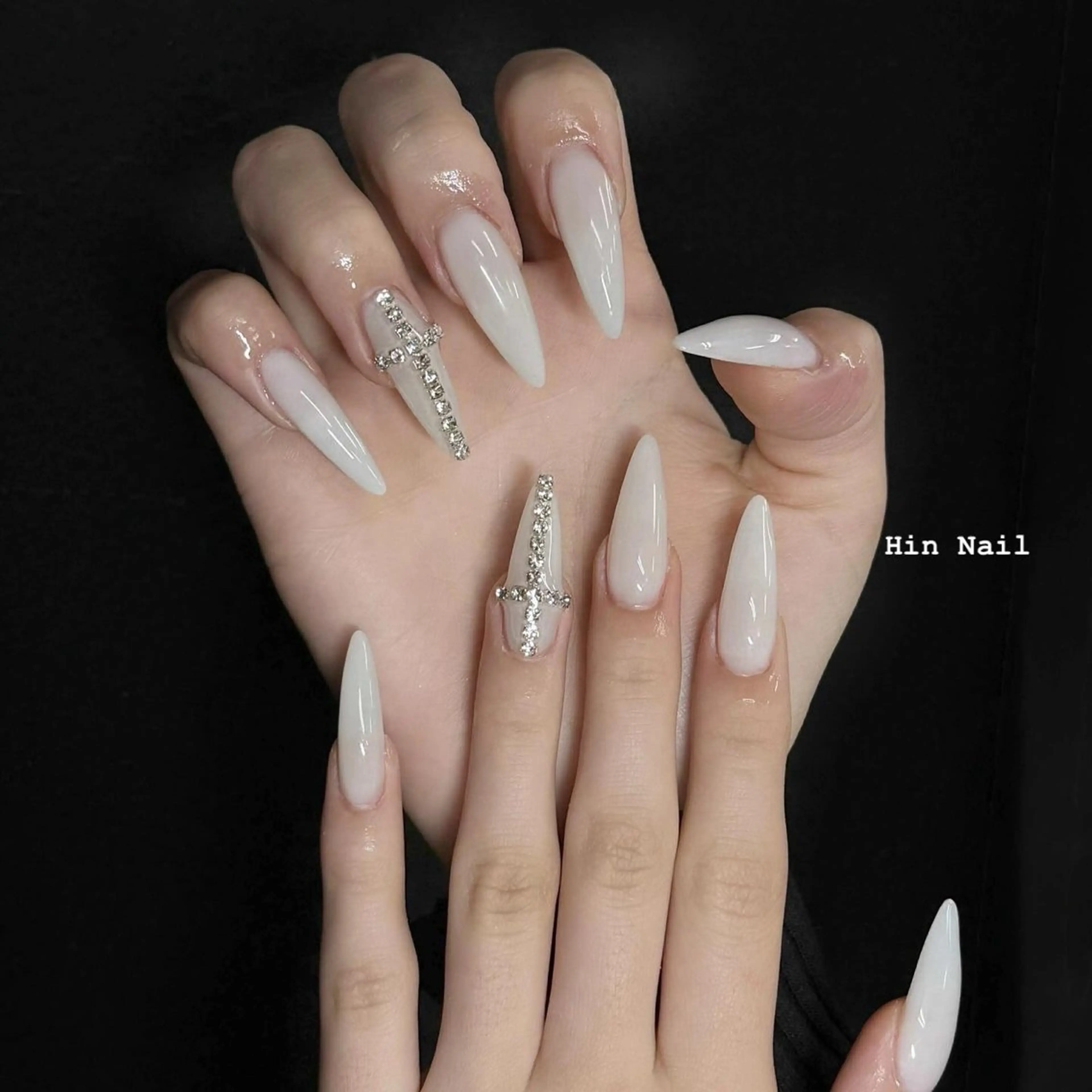 ネイル ハンドネイル HIN NAILのネイルデザイン