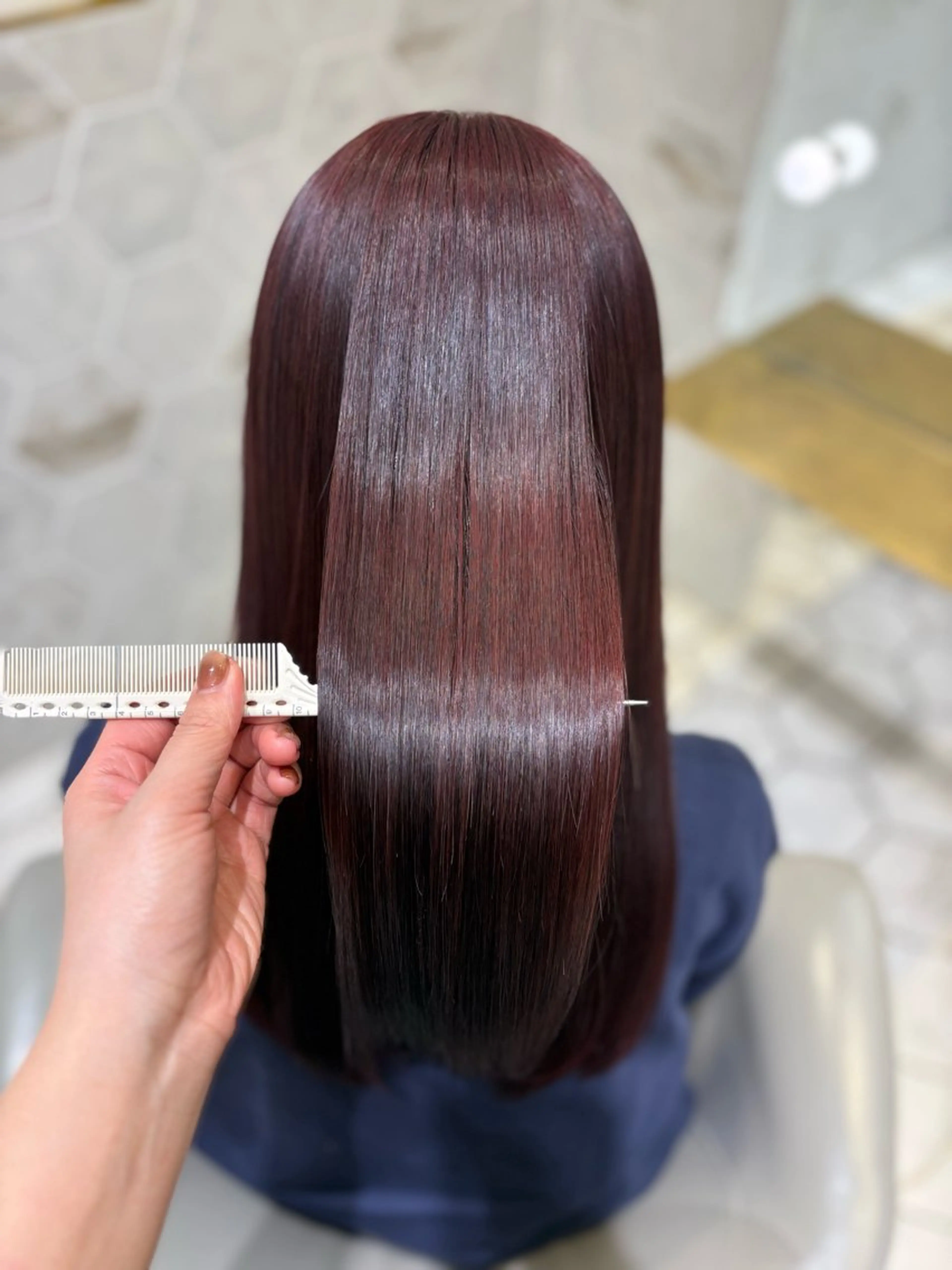 ロング カラー ボルドーカラー 松本 琉那のヘアスタイル