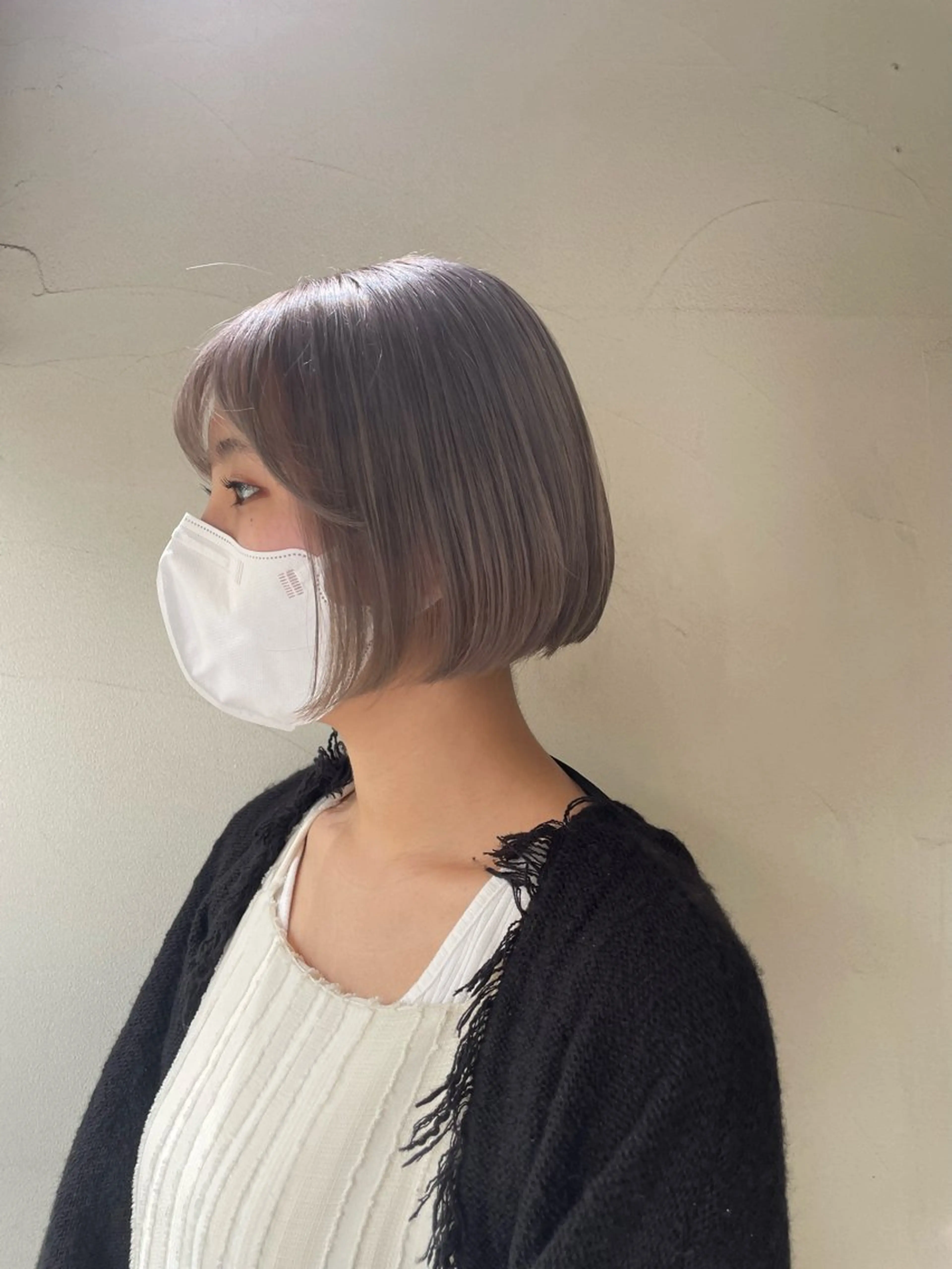 ショート カラー アッシュ ブリーチ シルバー シルバーアッシュ カット ヘアカラー トリートメント TELA HAIR 瑞江店所属・髪質改善⭐️透明感 片塩のヘアスタイル