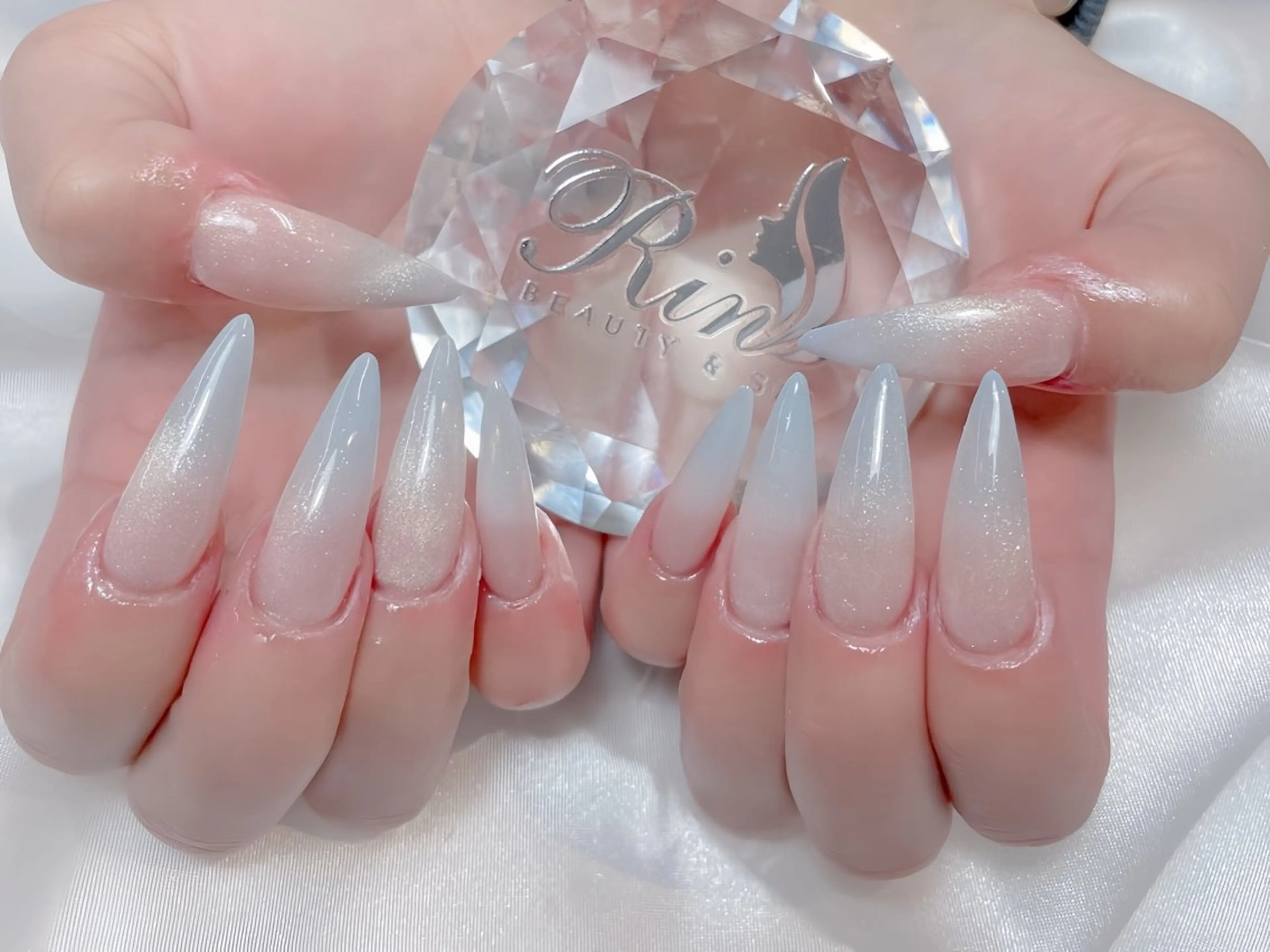 ネイル アートネイル ジェルネイル ロングネイル ニュアンスネイル スカルプネイル ハンドネイル Rin Nail 新大久保店のネイルデザイン