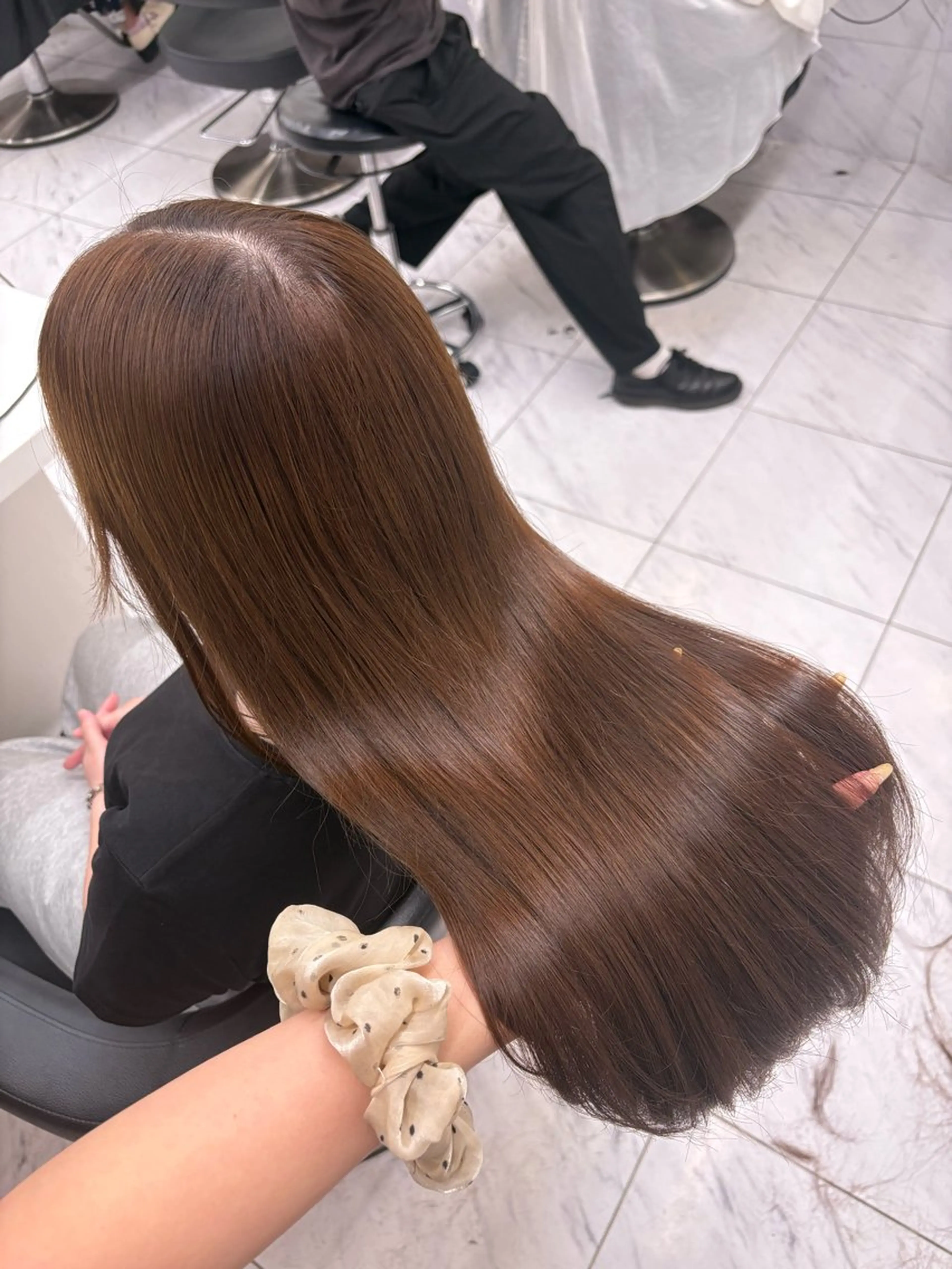 カラー ヘアカラー トリートメント 透明感ベージュ🤎 ナチュラルレイヤーのヘアスタイル