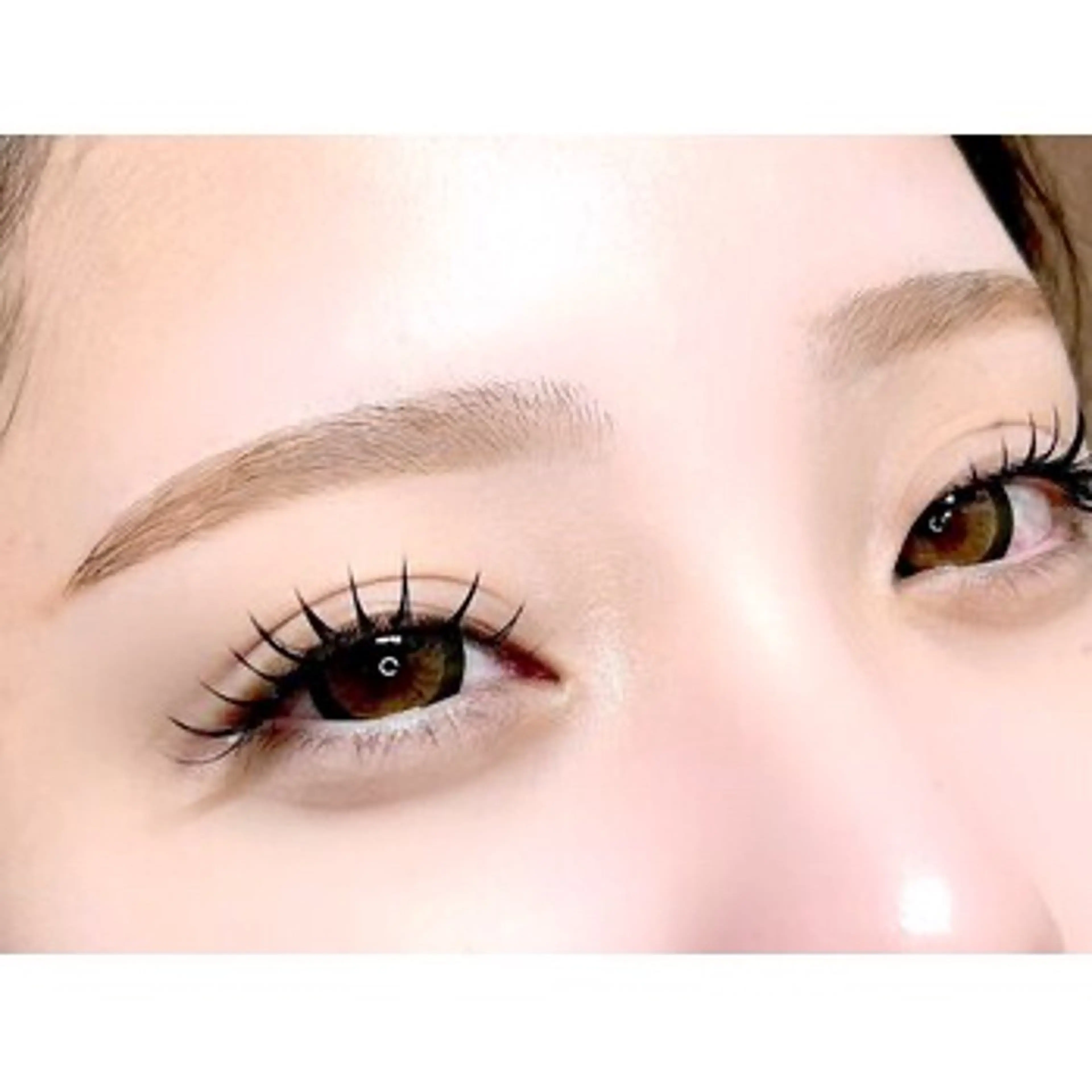 💛モチ抜群！バインドロック💛ボリュームラッシュ×フラットラッシュ80束✨（他店オフ込み）¥4000❣️の写真