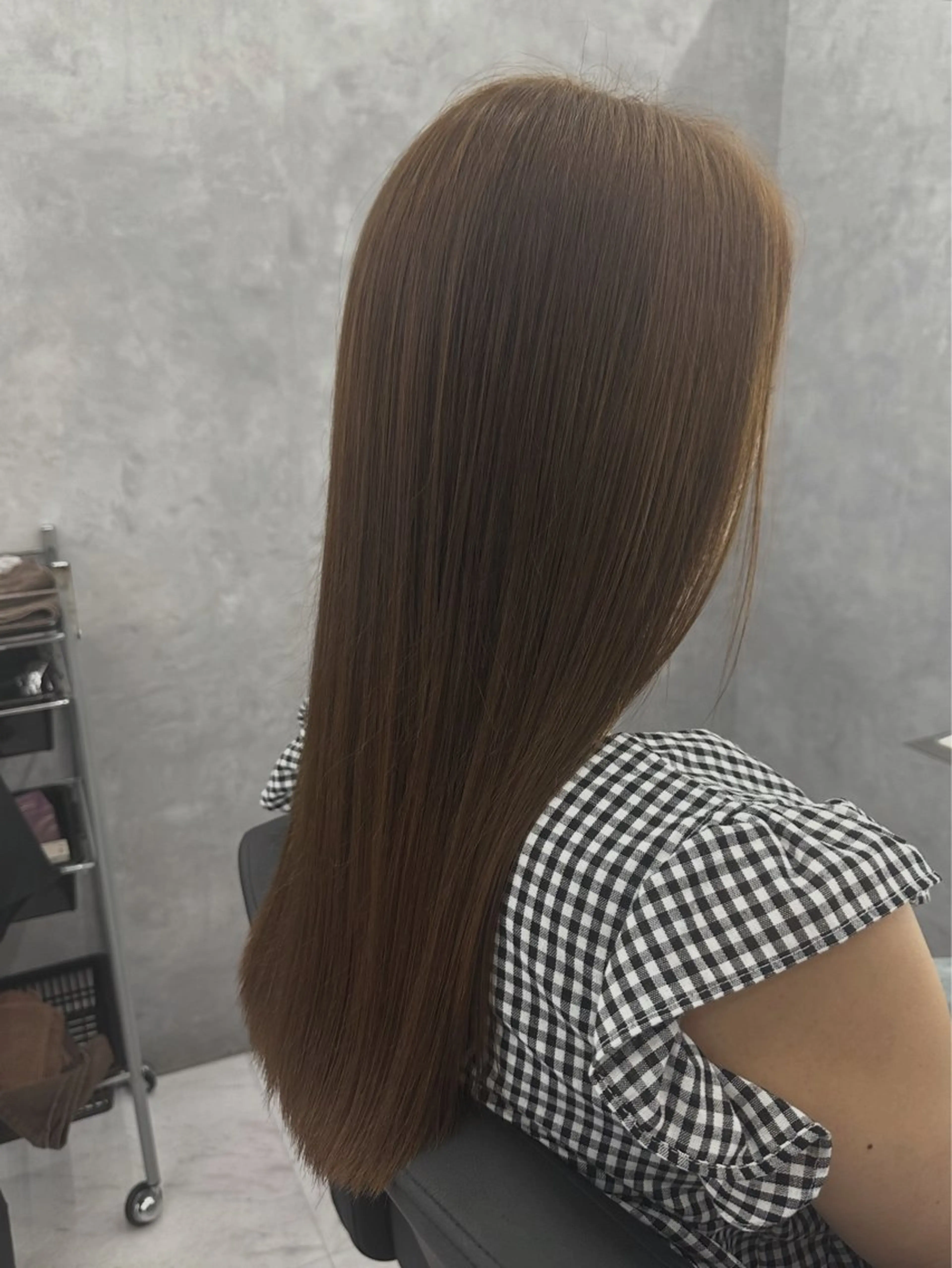 ロング カラー ベージュカラー オリーブベージュ ヘアカラー いろあそび 町田所属・ハイトーン🪼 mahoのヘアスタイル