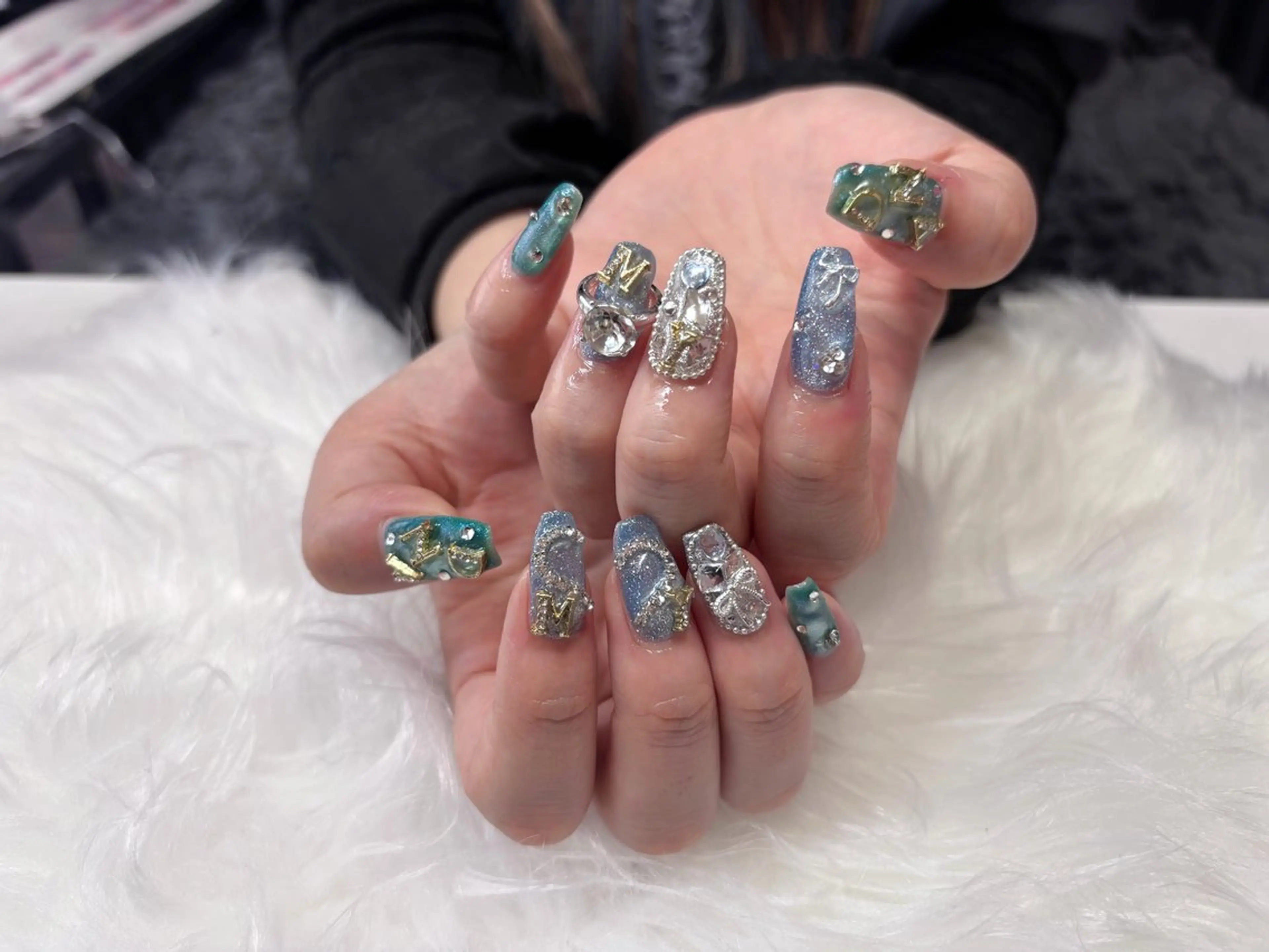 ネイル 持ち込み ハンドネイル フットネイル 番園 あかねのネイルデザイン