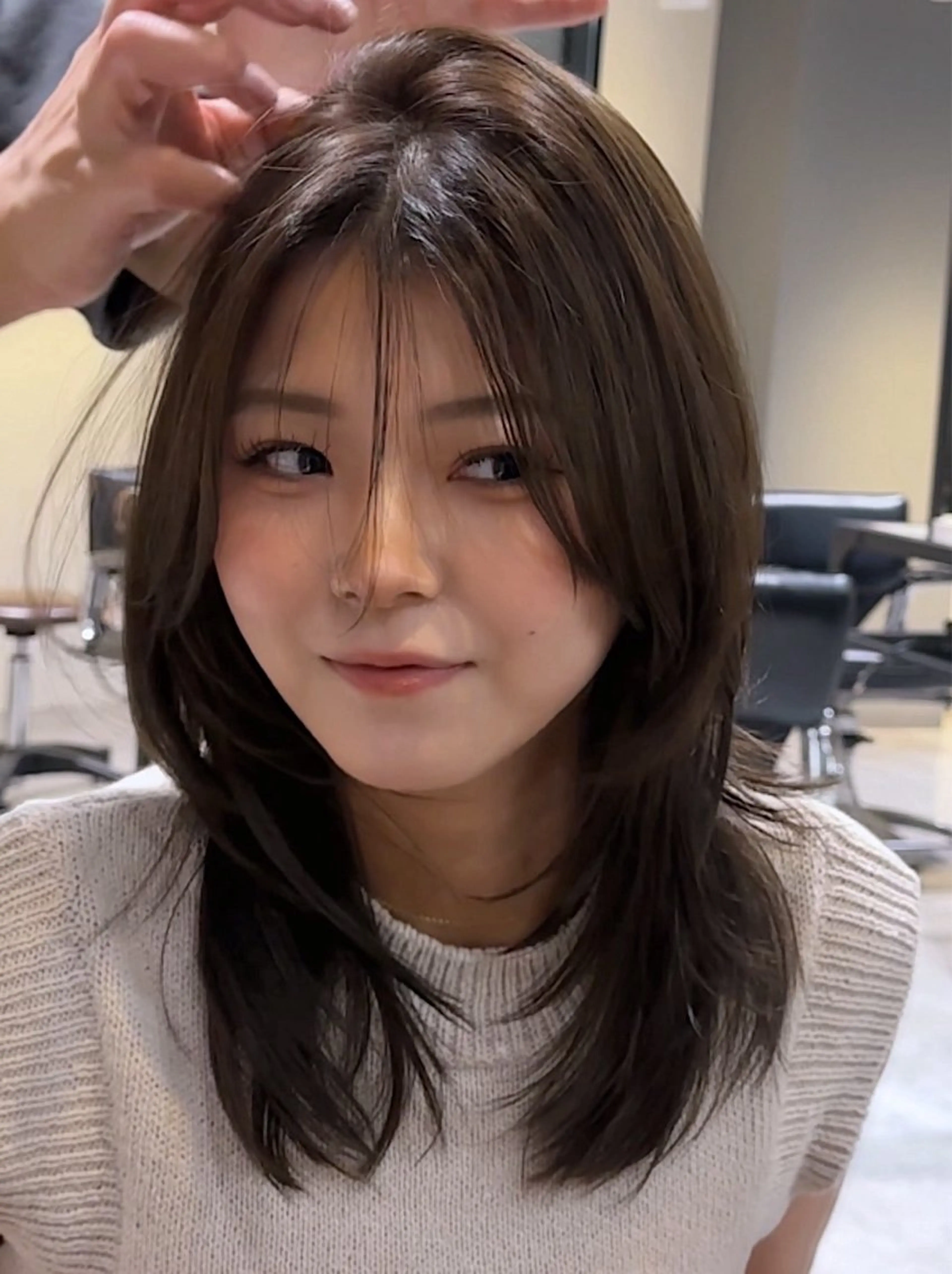 カラー 日下 知七里のヘアスタイル