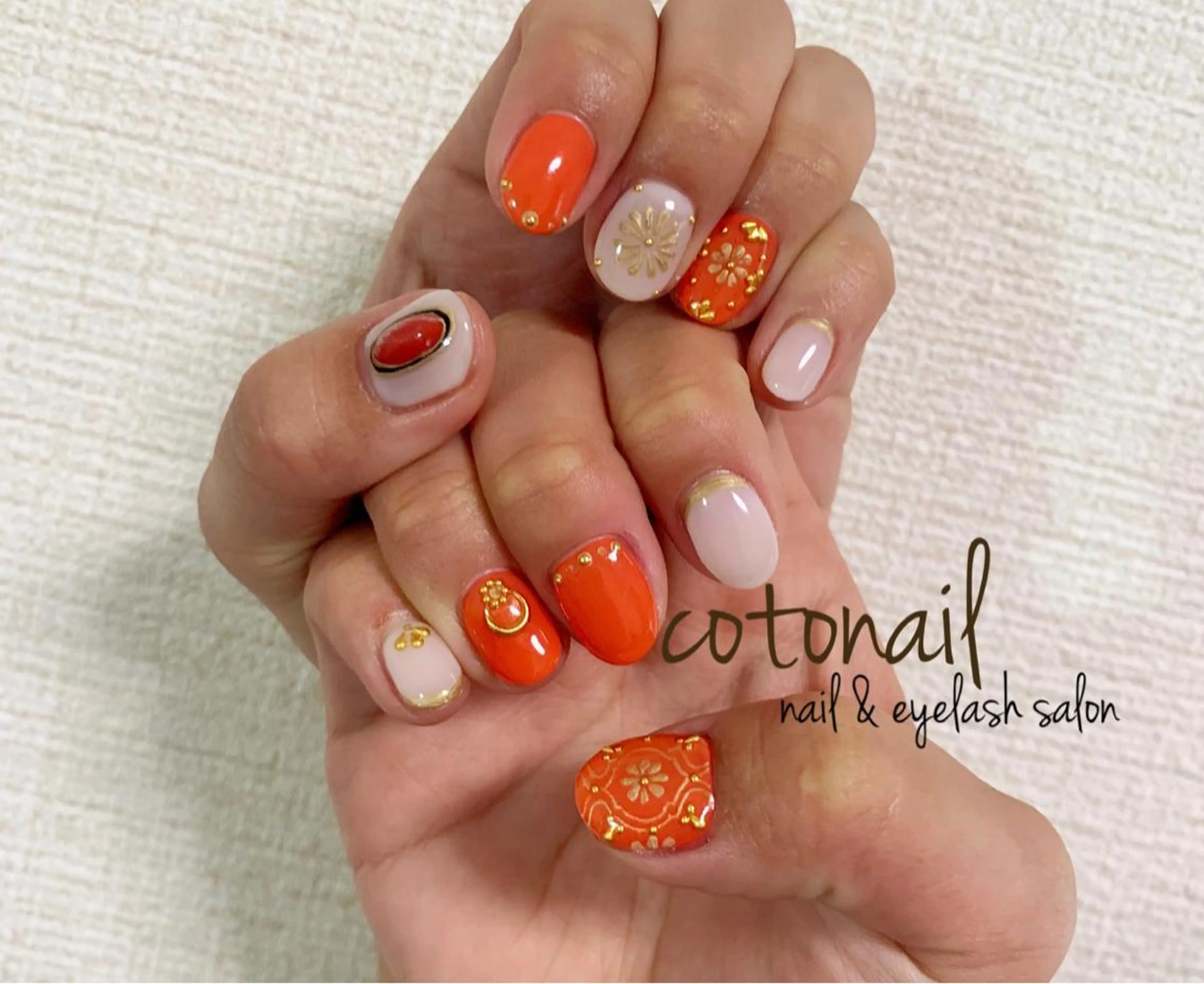 ショート ネイル アートネイル ハンドネイル ツメトマツゲ .のネイルデザイン