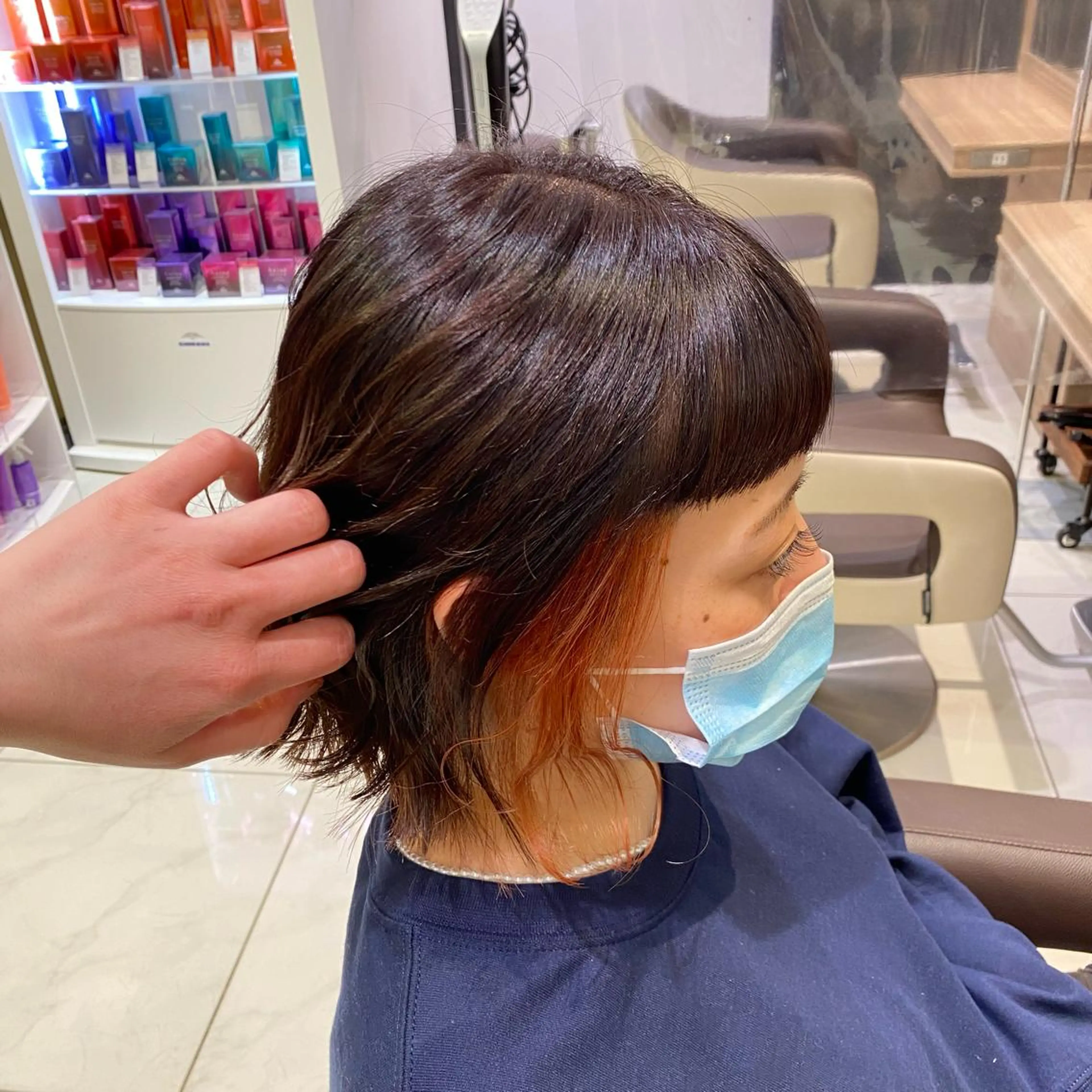 ショート カラー 飯田 みづきのヘアスタイル