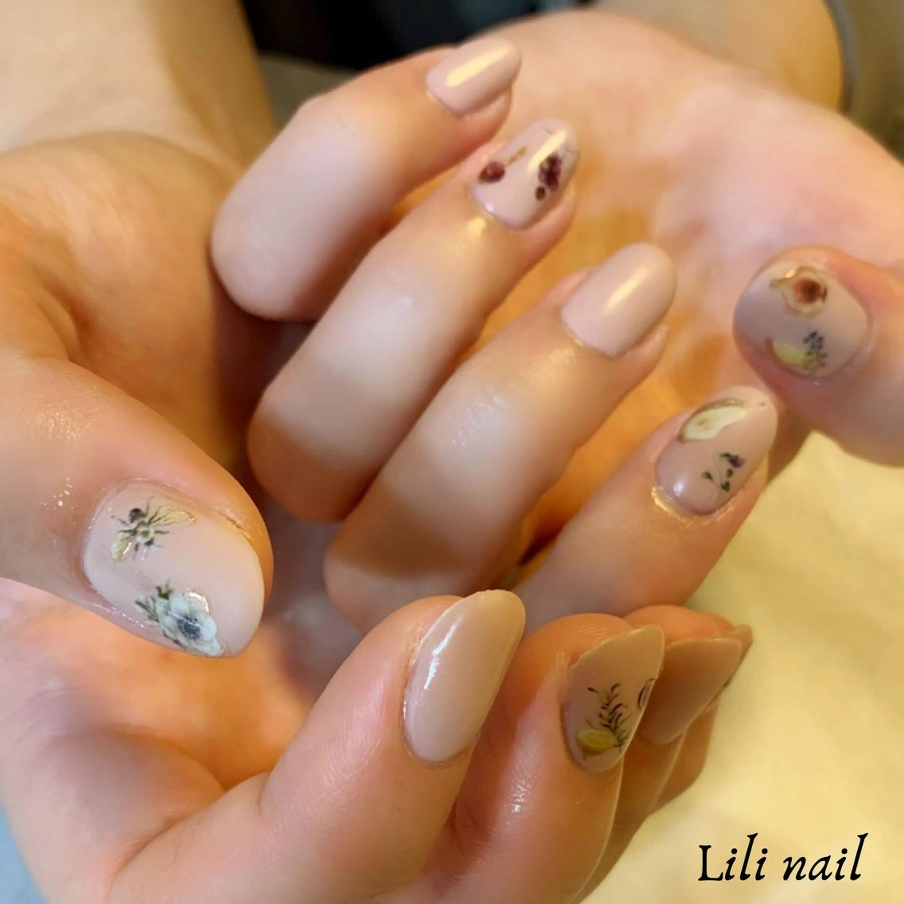 ネイル ミラーネイル Lili beauty salon所属・Lilibeauty salonのネイルデザイン