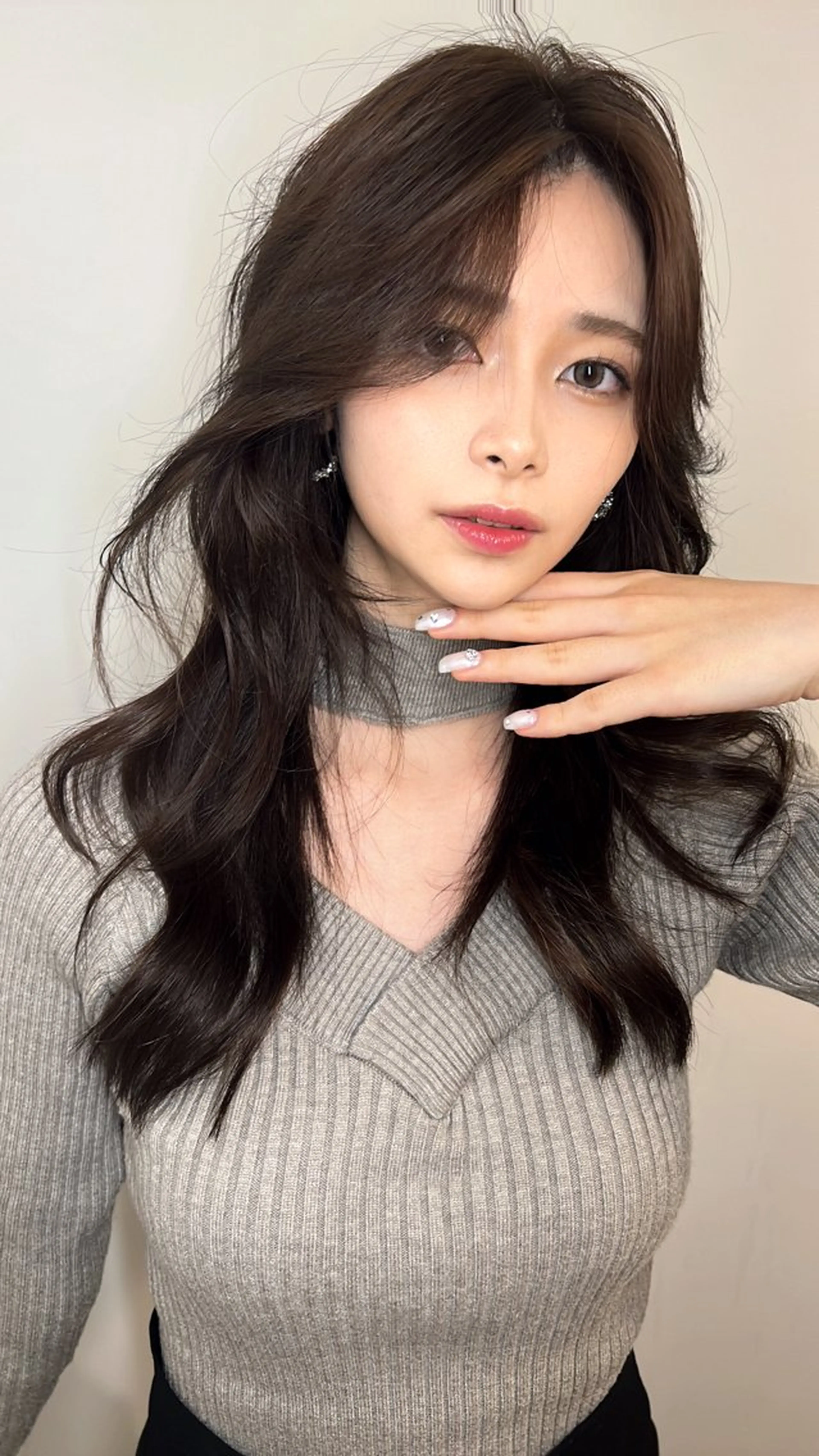 ロング 🇨🇳ワンホンヘア 下田鉄也のヘアスタイル