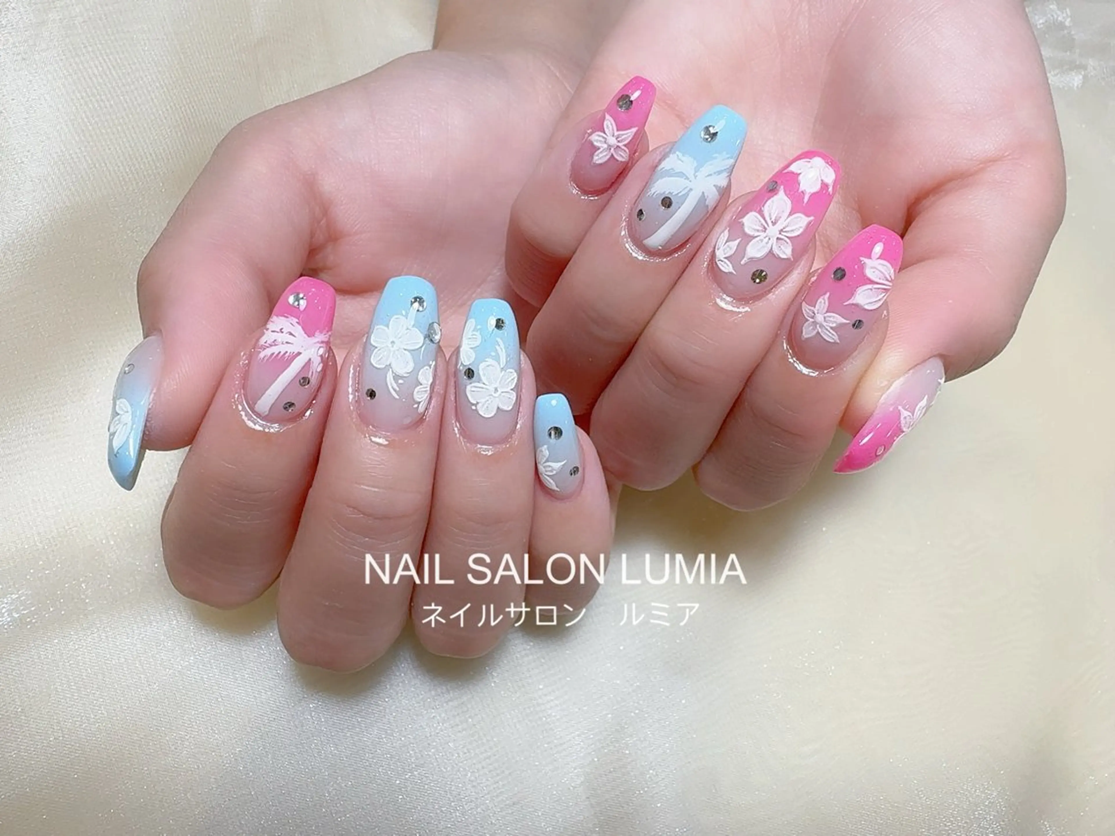 ネイル ハンドネイル ネイルサロン ルミア Lumia 店長のネイルデザイン