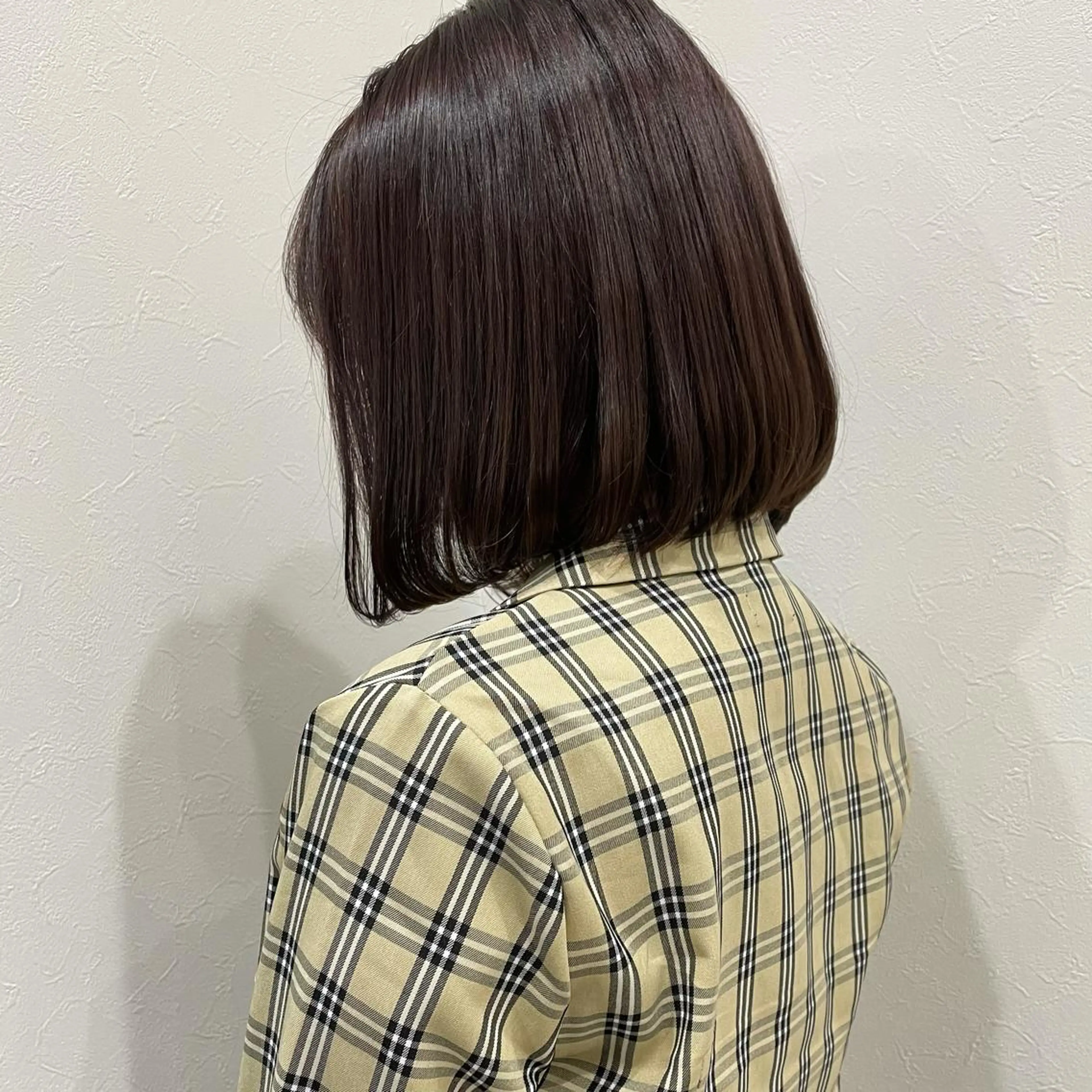 ショート カラー 髪質改善 中川　翔のヘアスタイル