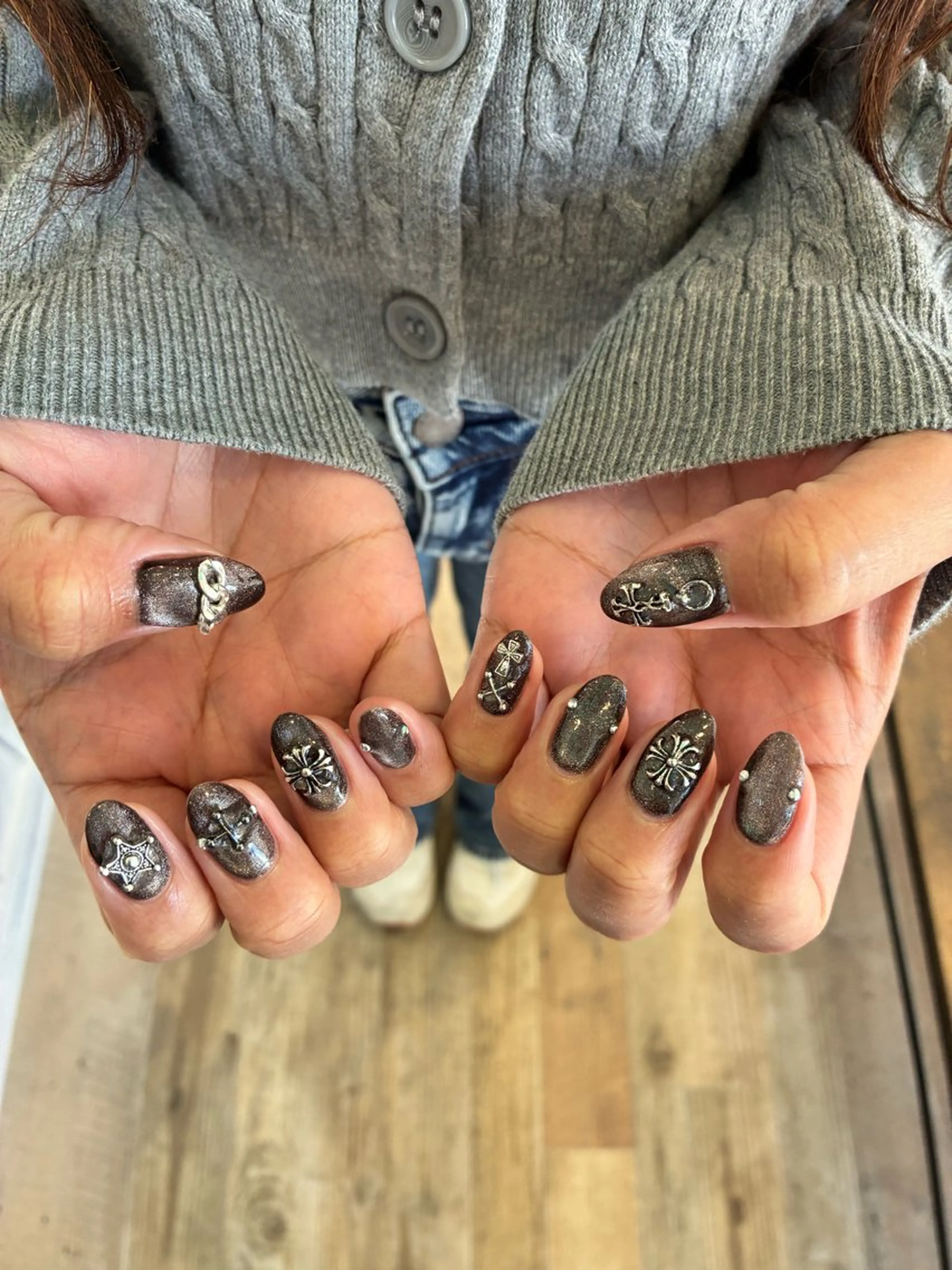 ネイル Atelier Nail所属・Atelier HIKARIのネイルデザイン