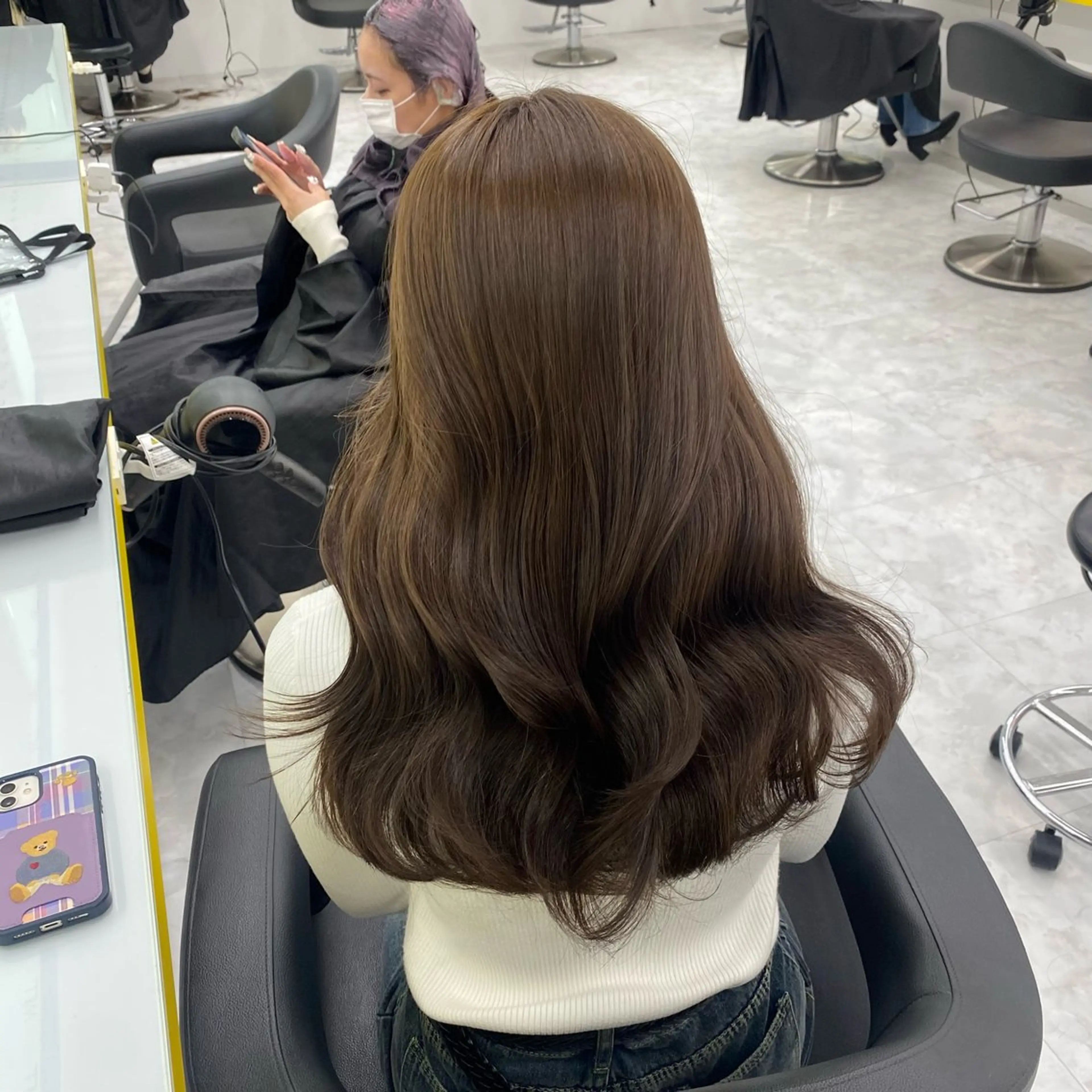 セミロング カラー パーマ ヘアアレンジ メンズ キッズ ブラウンカラー ミルクティーブラウン ヘアカラー Lumo所属・💖横浜ブリーチなし 💖MIHOのヘアスタイル