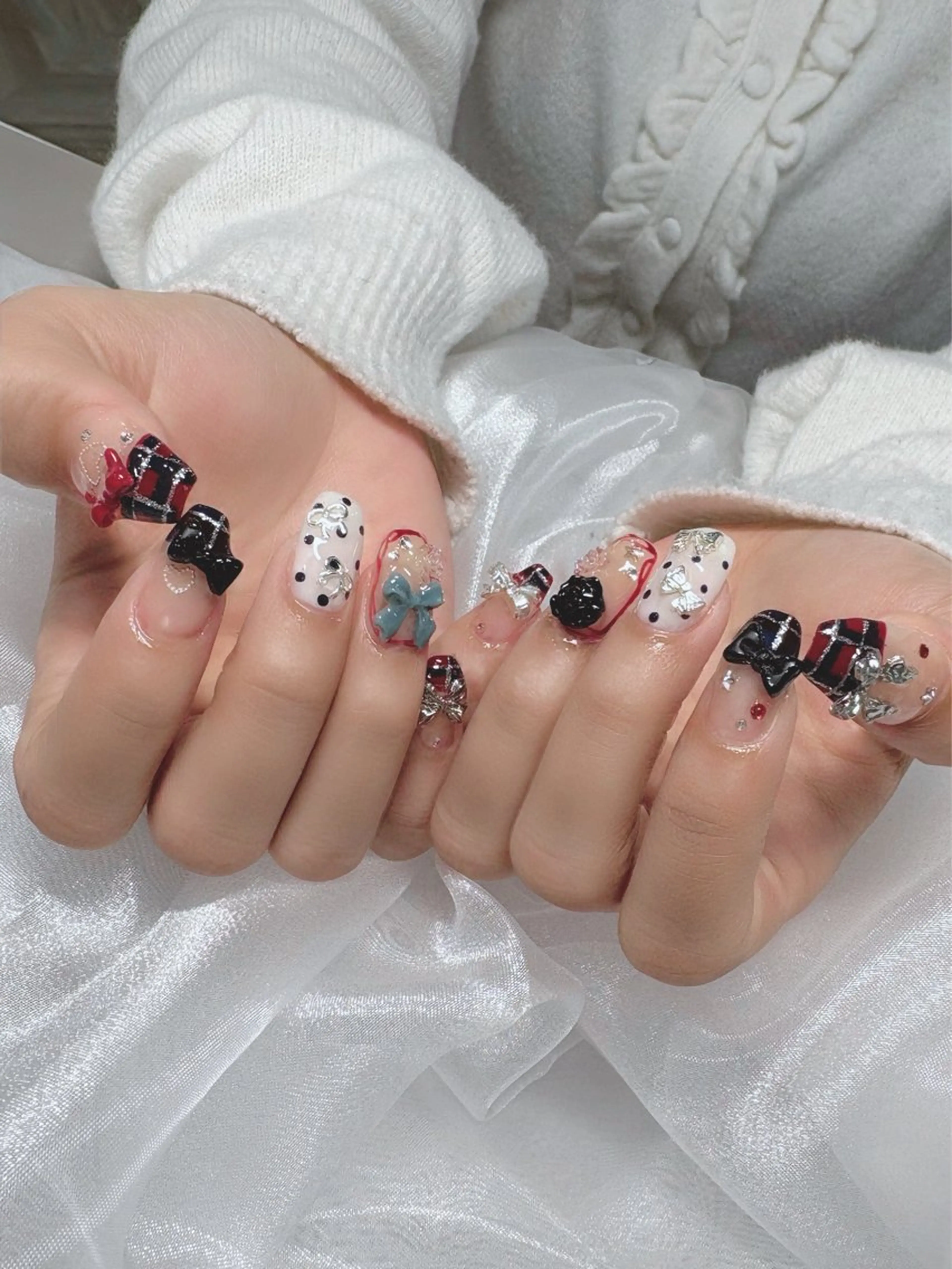 ネイル ハンドネイル THE BALM Rihoのネイルデザイン