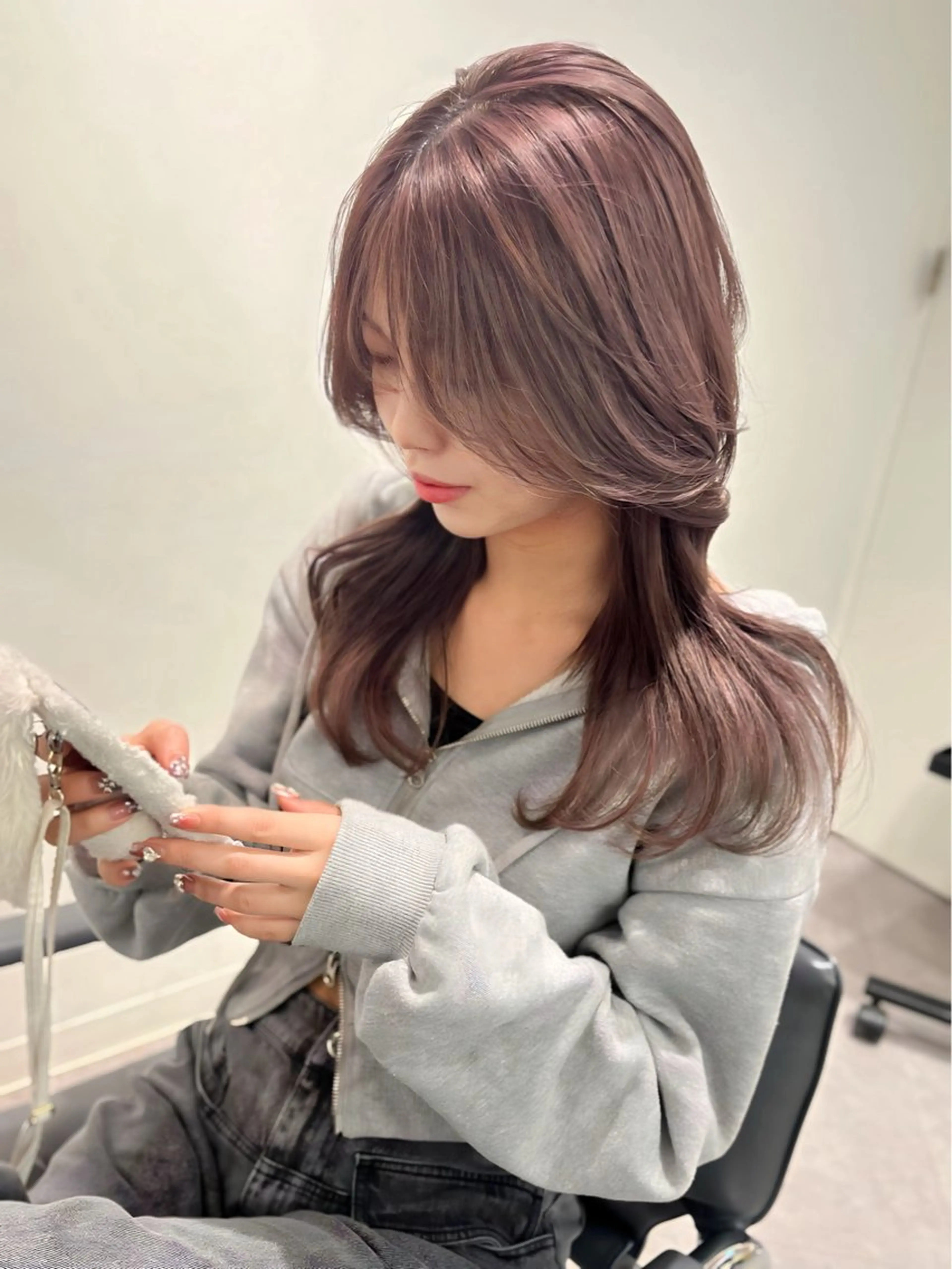 セミロング カラー カット ヘアカラー トリートメント LARME by Sea 新宿所属・韓国ハッシュカット/ 新宿/髪質改善/岡崎のヘアスタイル