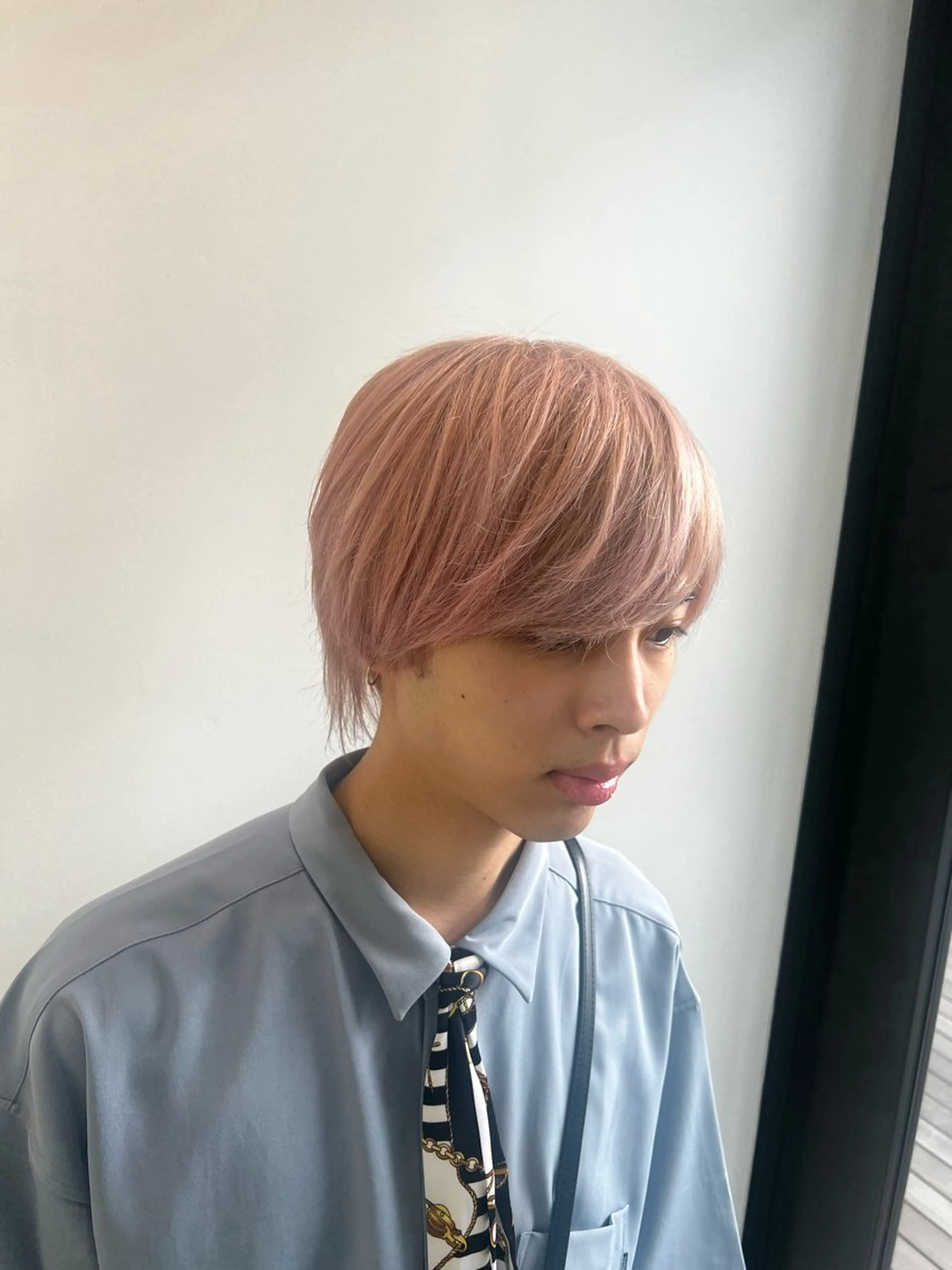 カラー メンズ ダブルカラー寒色系 ボリューム改善ハヤトのヘアスタイル