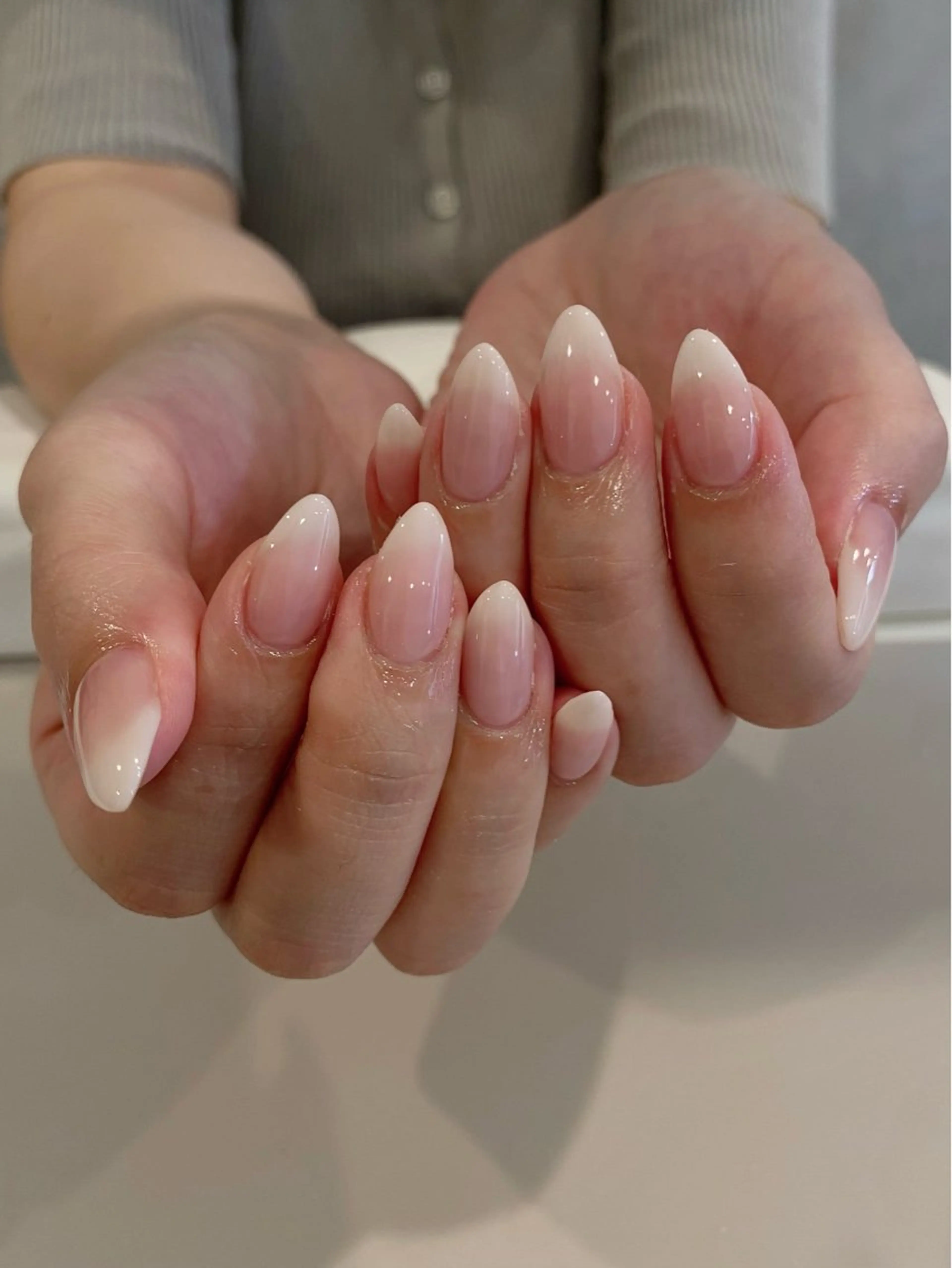 ネイル グラデーション ハンドネイル odette Mikiのネイルデザイン