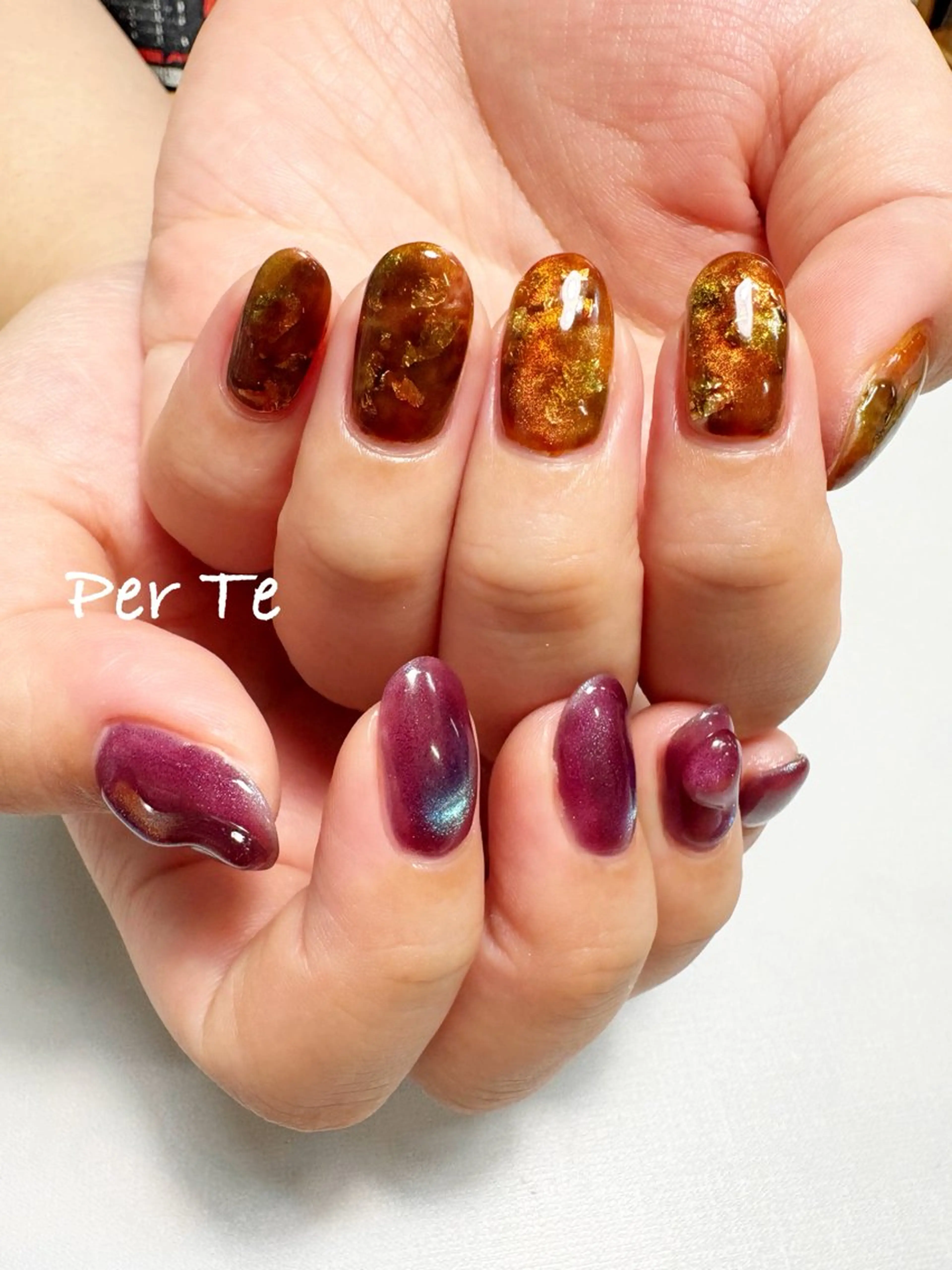 ネイル マグネットネイル ニュアンスネイル ハンドネイル 浦和 ペルテネイルのネイルデザイン