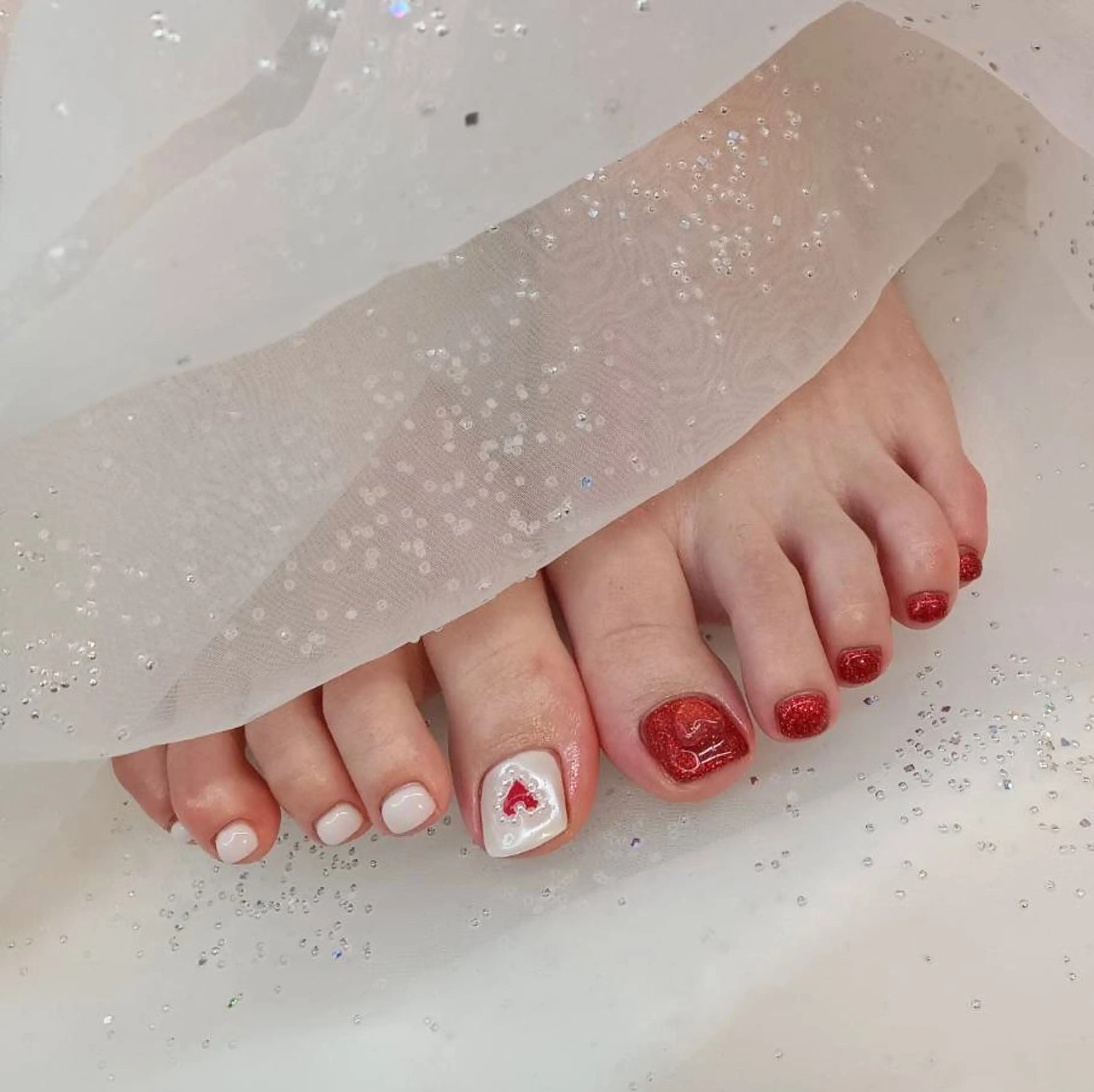 ネイル フットネイル 金井 奈々のネイルデザイン