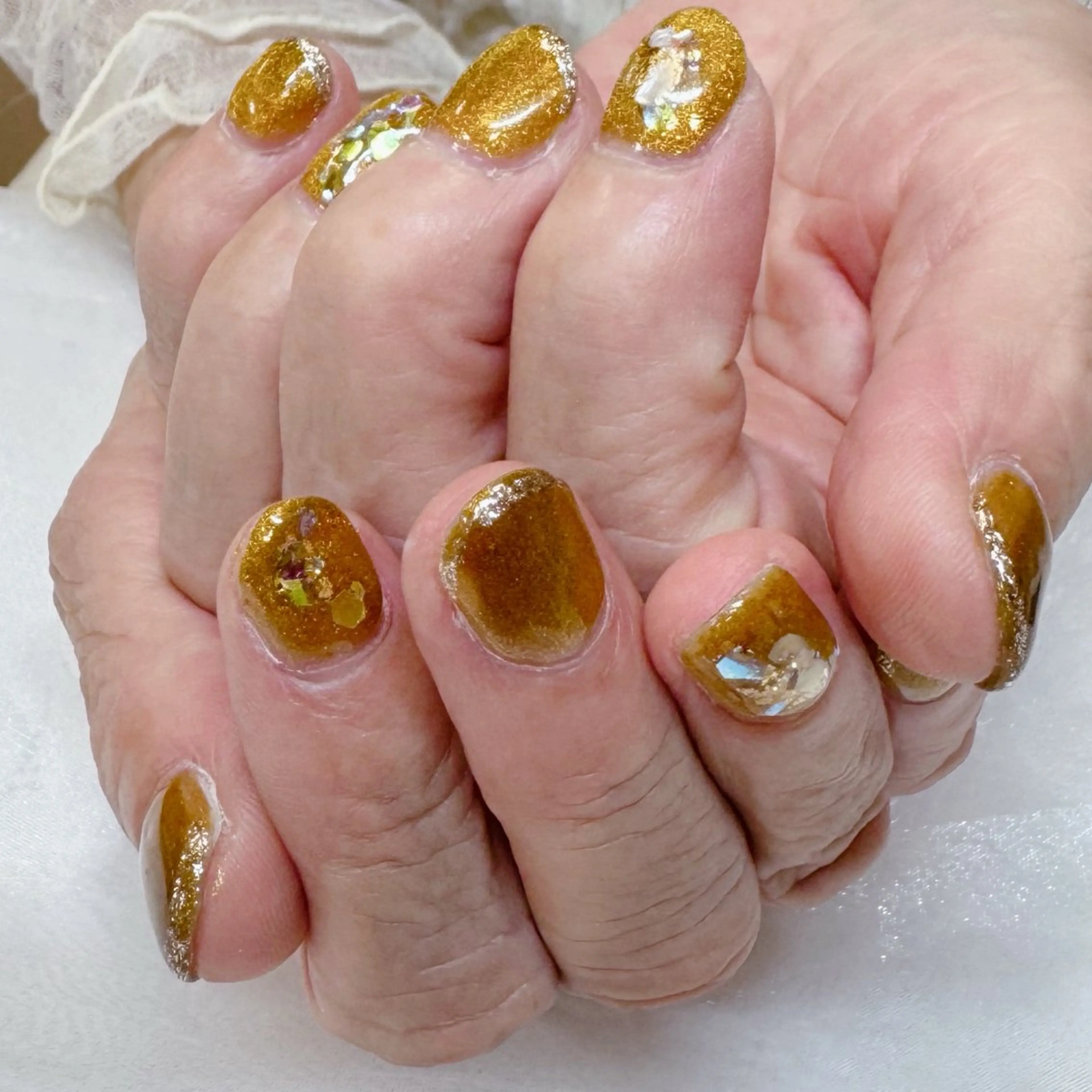 ネイル ゴールド キラキラネイル マグネットネイル maruyasu. yのネイルデザイン