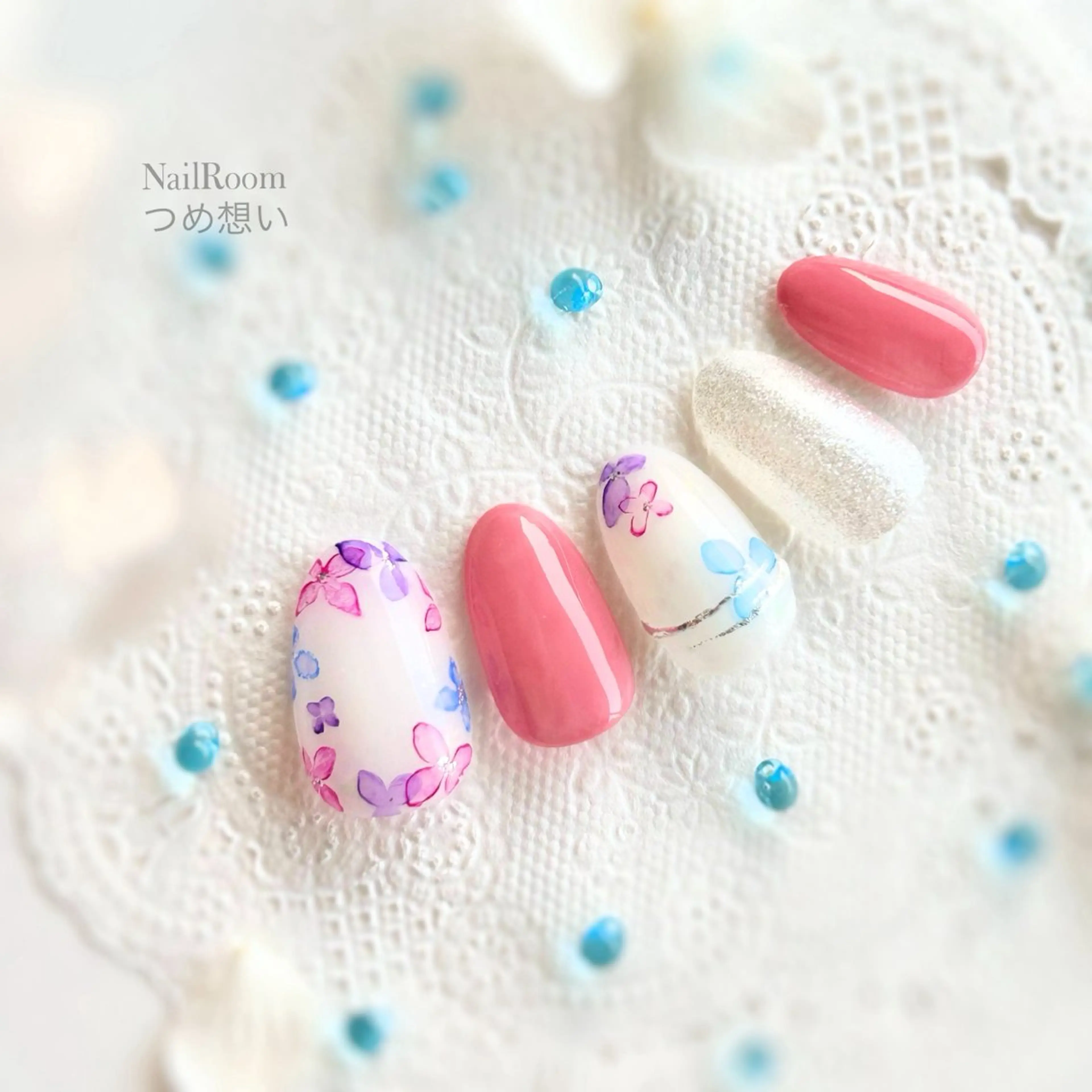 ネイル ラメ(グリッター) ホワイト NailRoom つめ想いのネイルデザイン