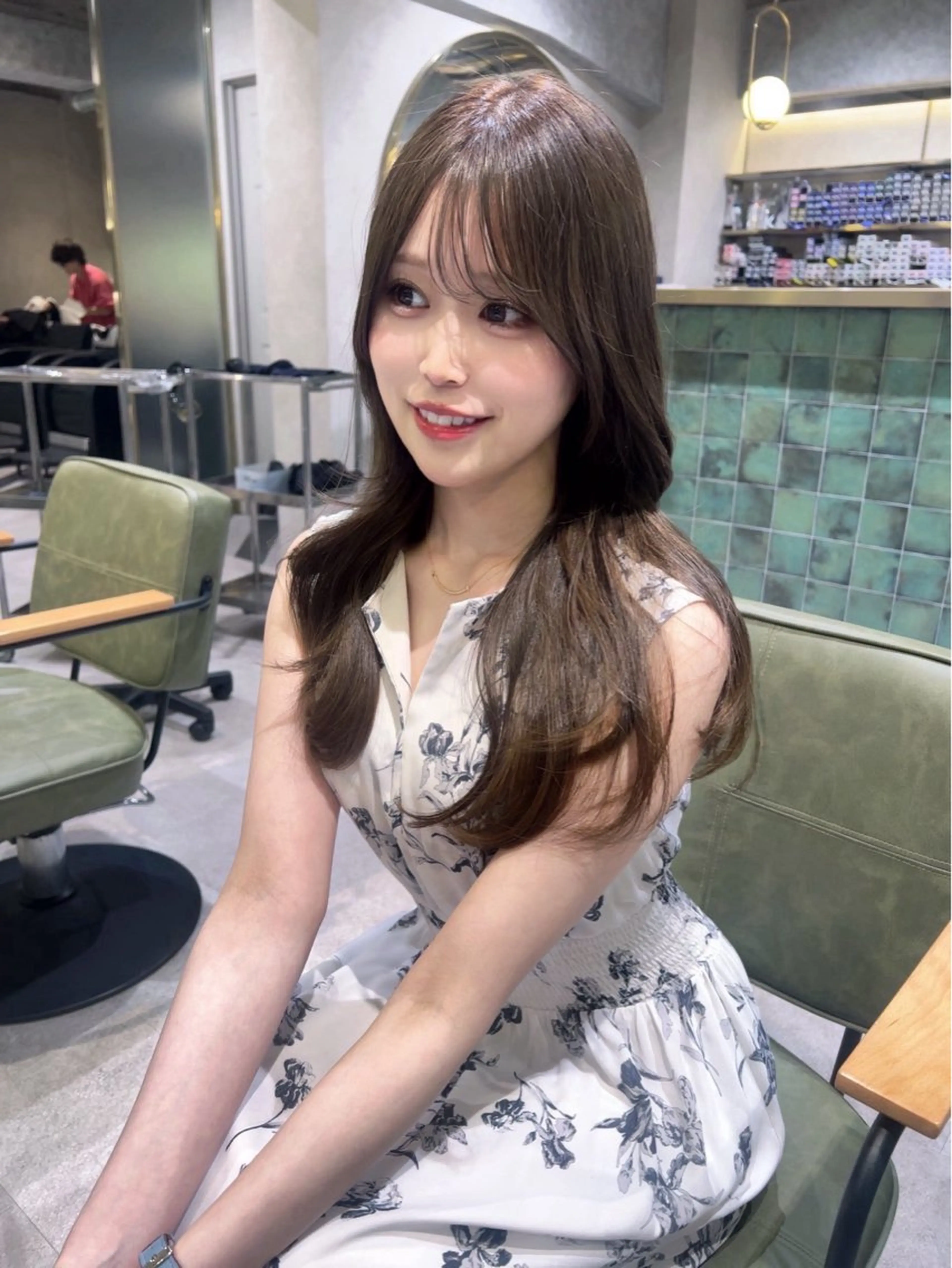 ロング 艶カラー レイヤーカット　ゆめのヘアスタイル